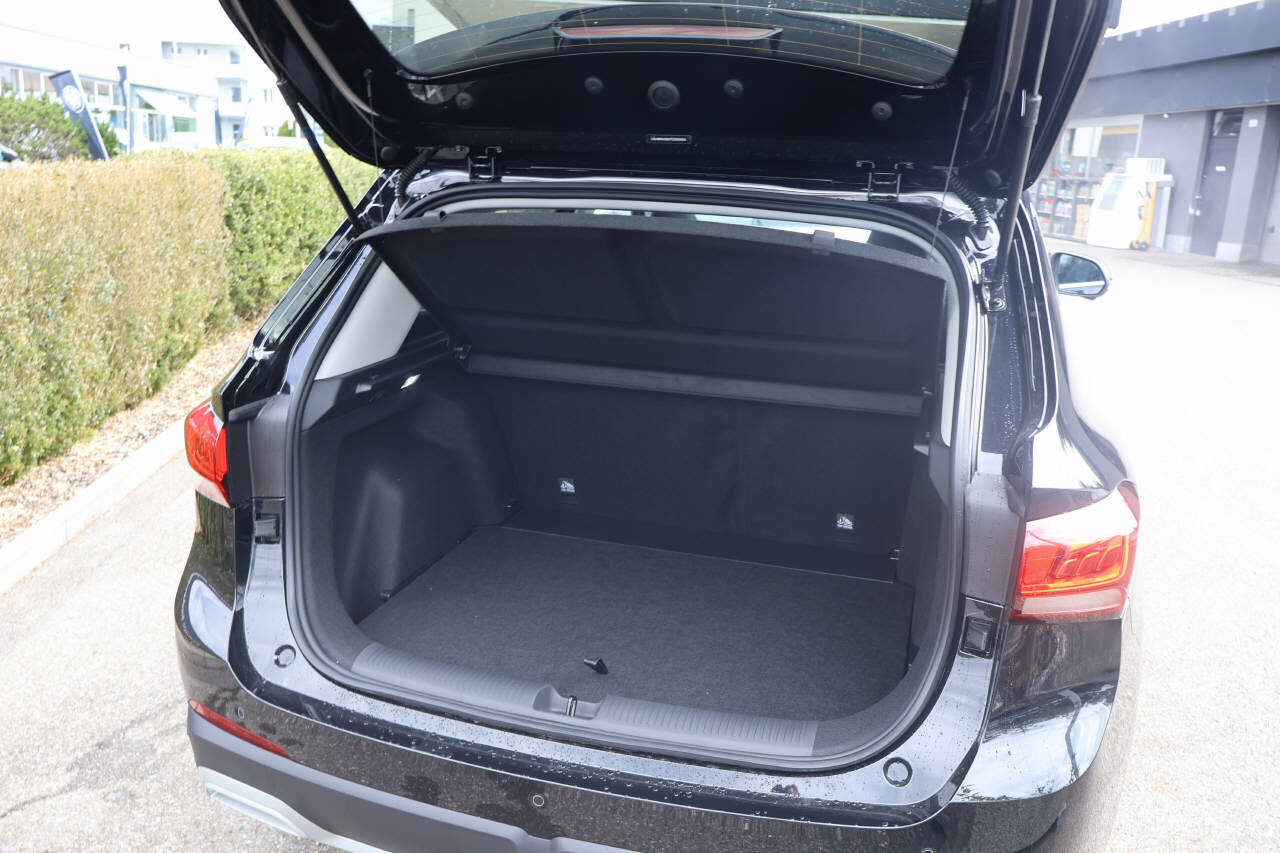 MG ZS 1.5 Hybrid+ Luxury, Voll-Hybrid Benzin/Elektro, Neuwagen, Automatik - 5