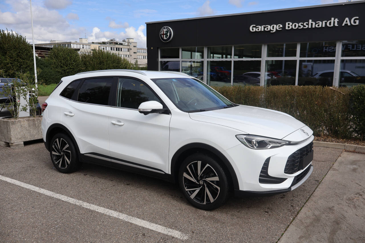 MG ZS 1.5 Hybrid+ Luxury, Hybride Integrale Benzina/Elettrica, Occasioni / Usate, Automatico - 2