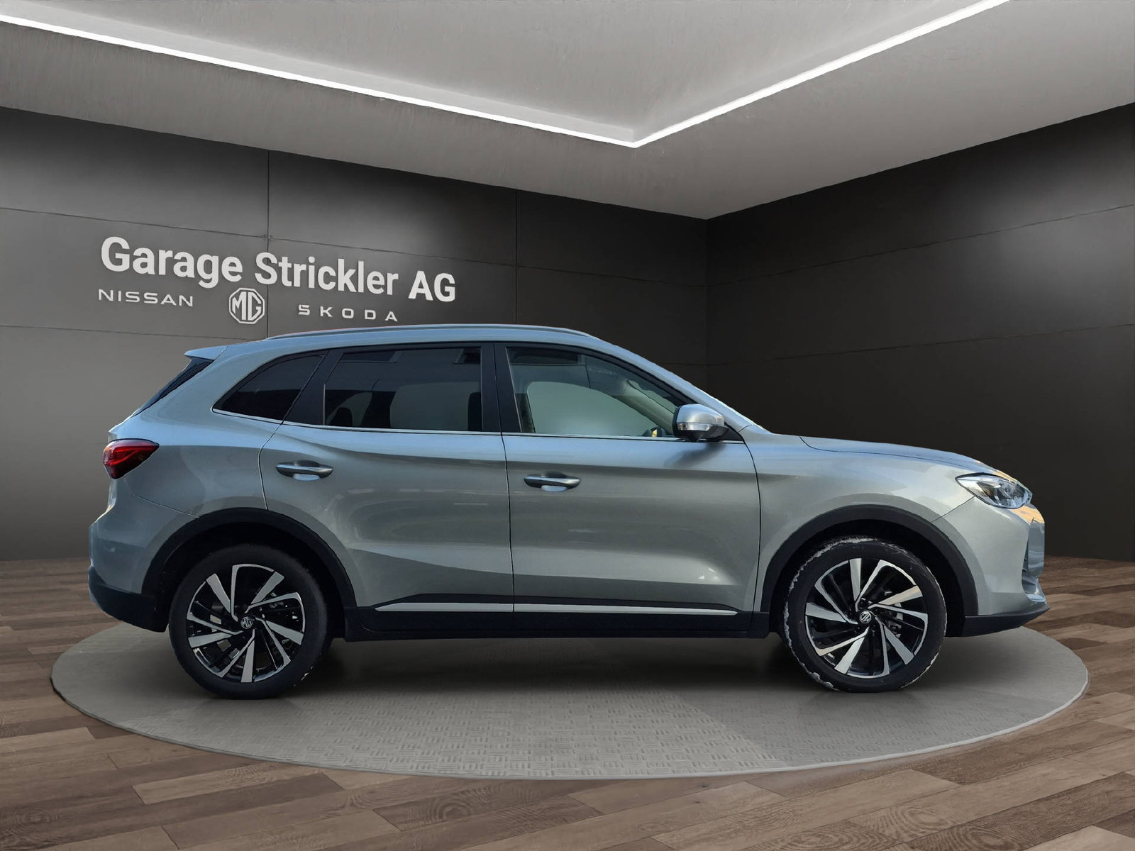 MG ZS 1.5 Hybrid+ Luxury, Voll-Hybrid Benzin/Elektro, Vorführwagen, Automatik - 6