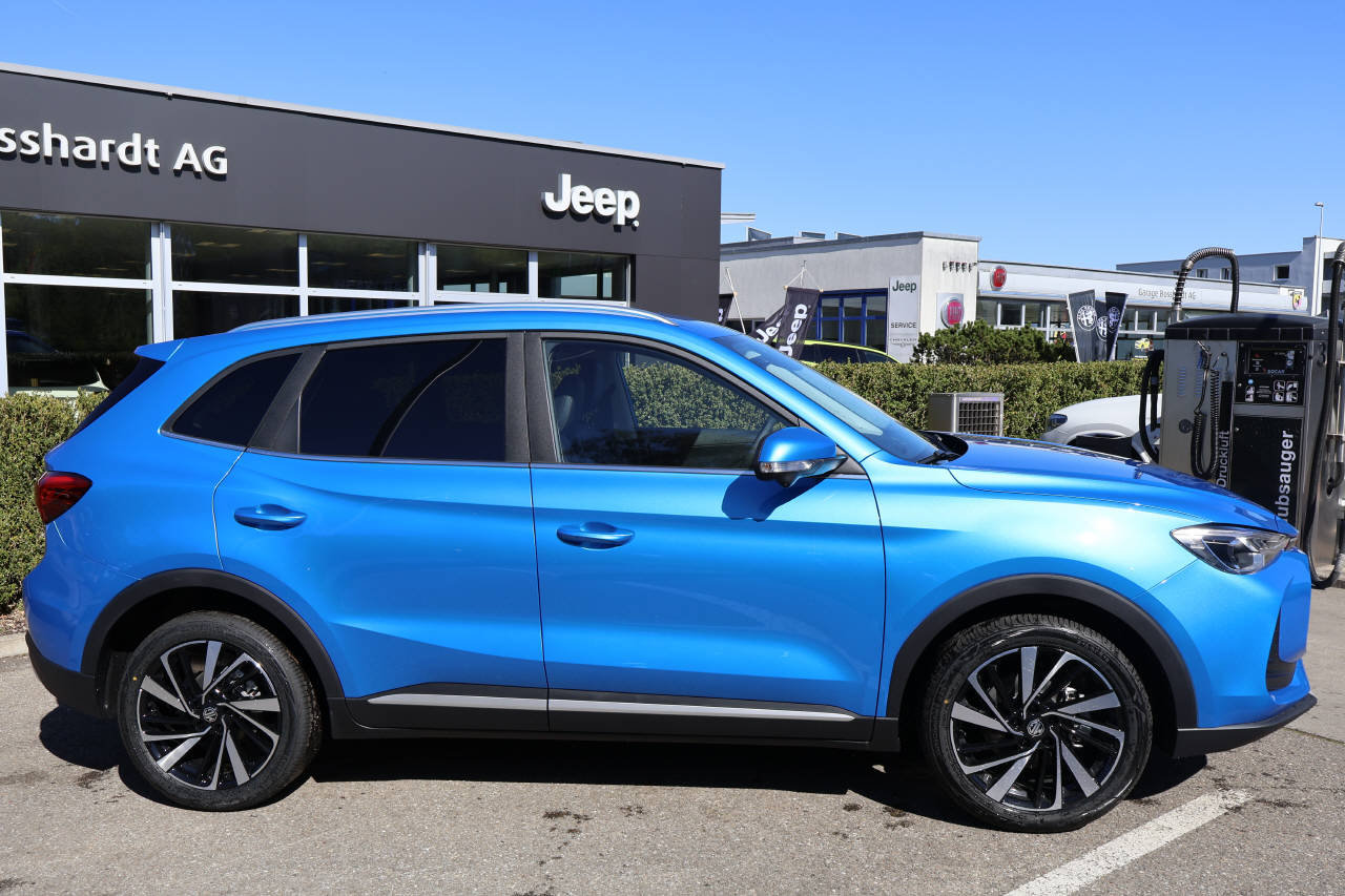 MG ZS 1.5 Hybrid+ Luxury, Voll-Hybrid Benzin/Elektro, Vorführwagen, Automatik - 2