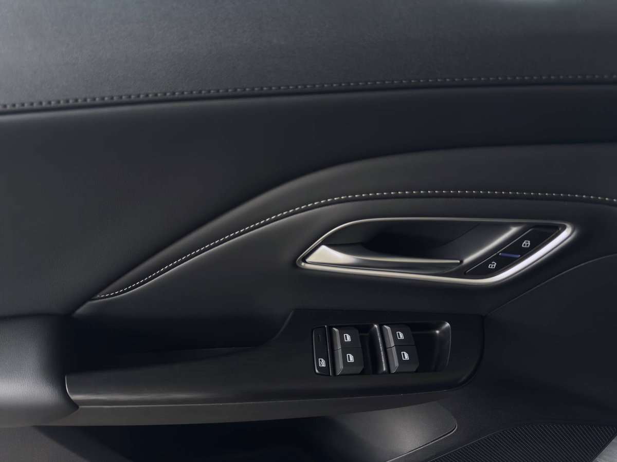 MG ZS 1.5 Hybrid+ Luxury, Hybride Intégral Essence/Électricité, Voiture nouvelle, Automatique - 7