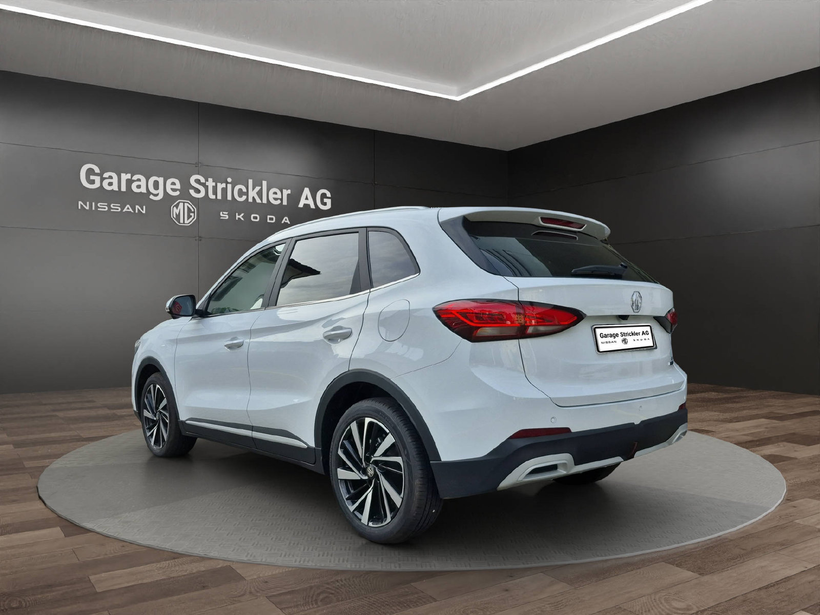 MG ZS 1.5 Hybrid+ Luxury, Hybride Integrale Benzina/Elettrica, Auto nuove, Automatico - 3