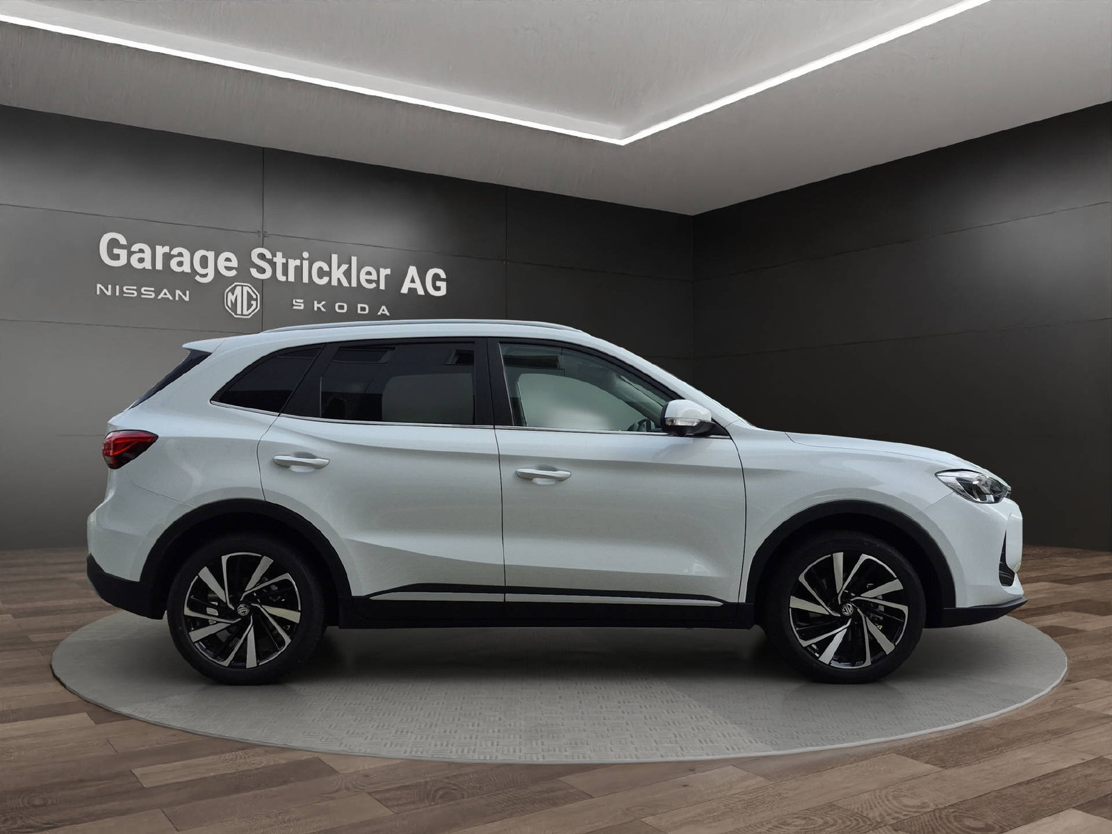 MG ZS 1.5 Hybrid+ Luxury, Hybride Integrale Benzina/Elettrica, Auto nuove, Automatico - 6