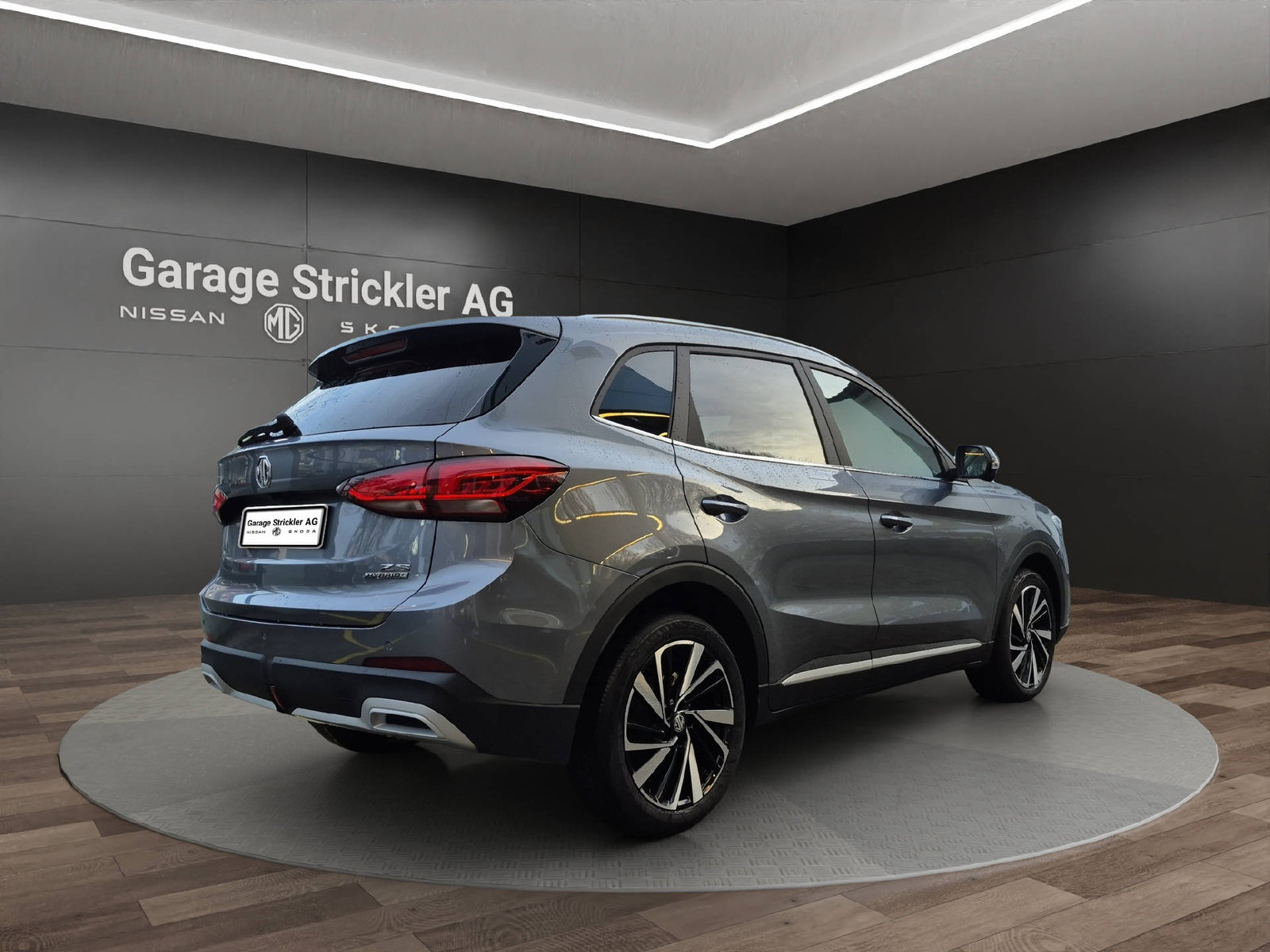 MG ZS 1.5 Hybrid+ Luxury, Hybride Integrale Benzina/Elettrica, Auto nuove, Automatico - 5