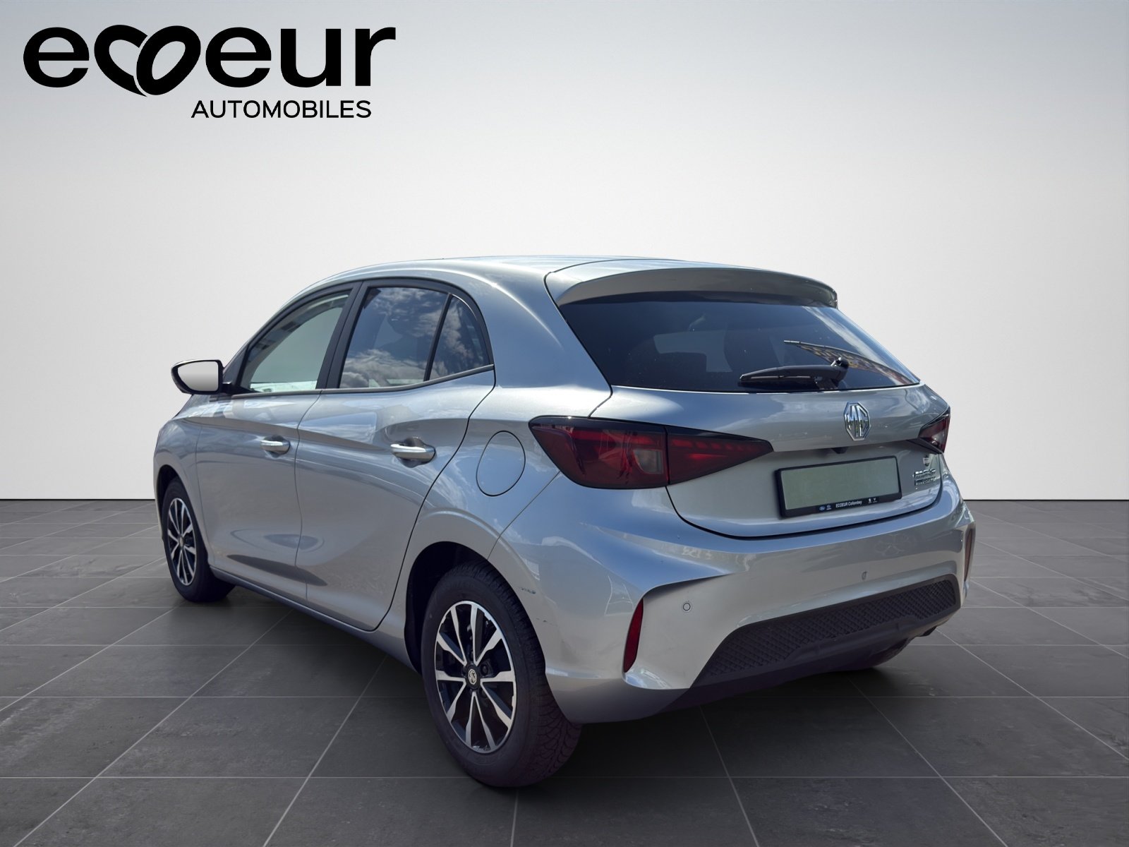 MG 3 1.5 Hybrid Luxury, Hybride Integrale Benzina/Elettrica, Auto nuove, Automatico - 4