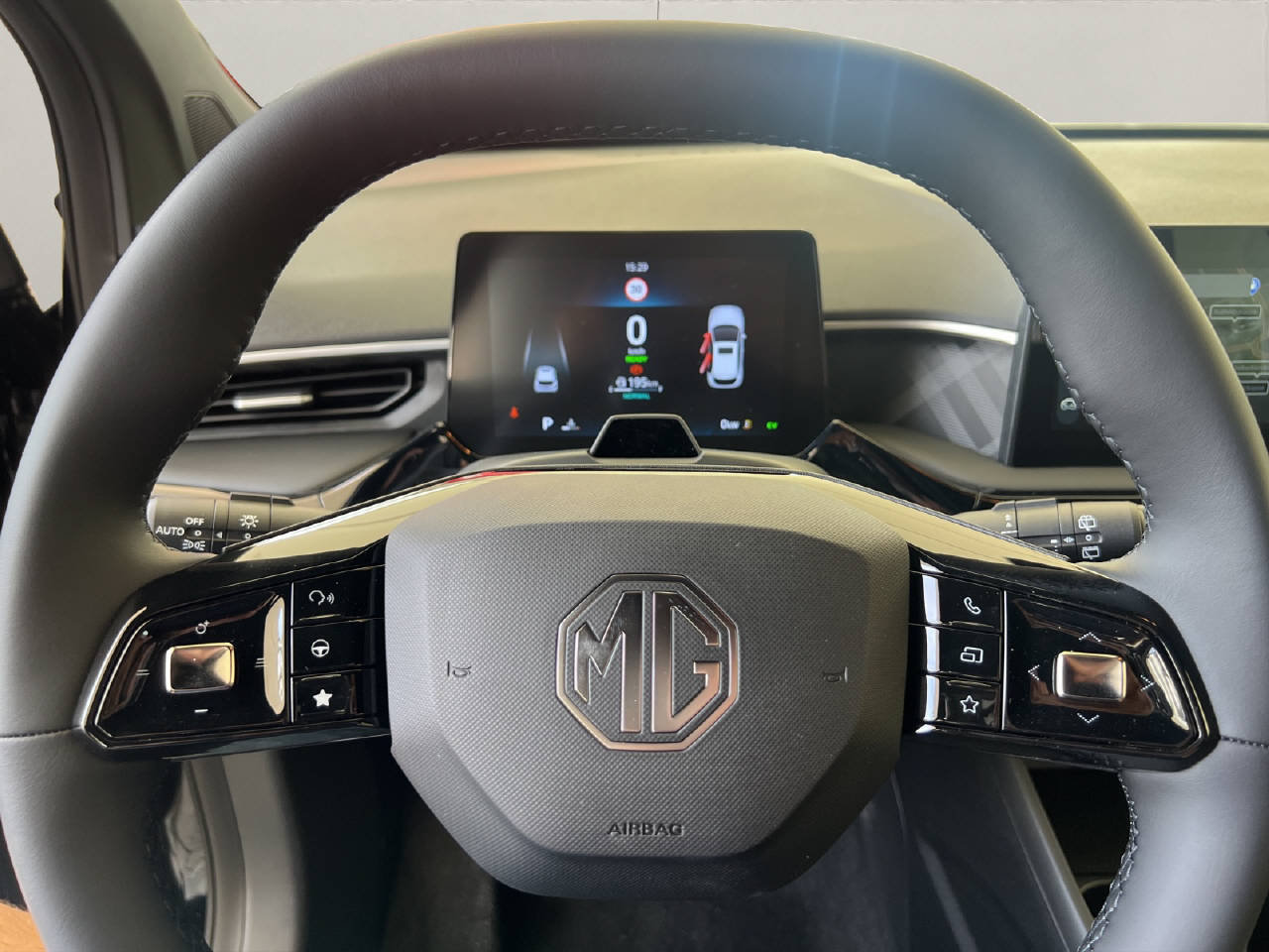 MG MG3 1.5 Hybrid Luxury *Automat*, Voll-Hybrid Benzin/Elektro, Automatik - 7