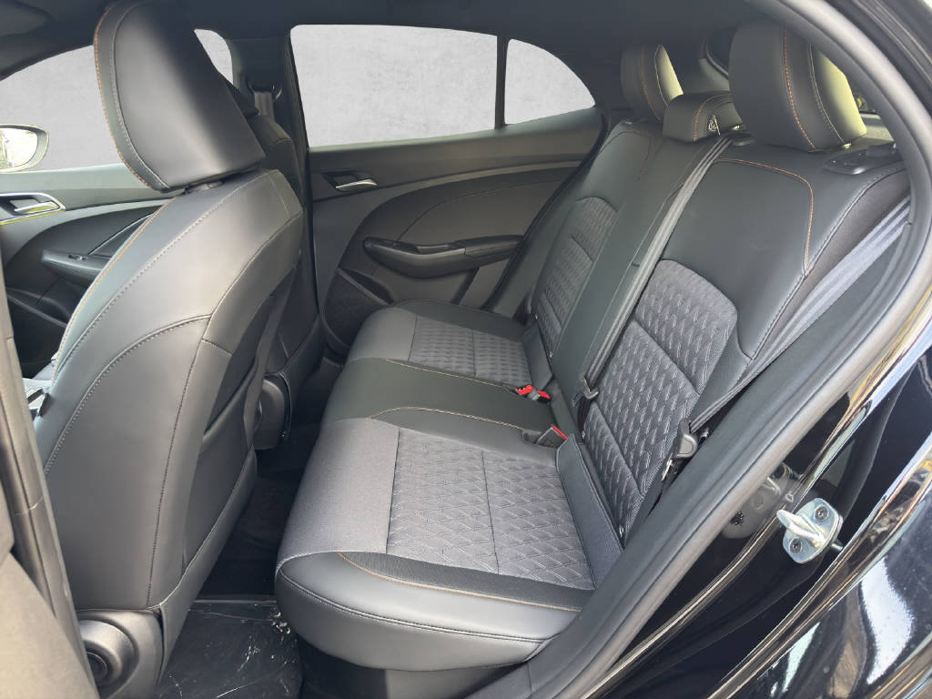 MG 3 1.5 Hybrid Luxury, Hybride Intégral Essence/Électricité, Voiture nouvelle, Automatique - 7