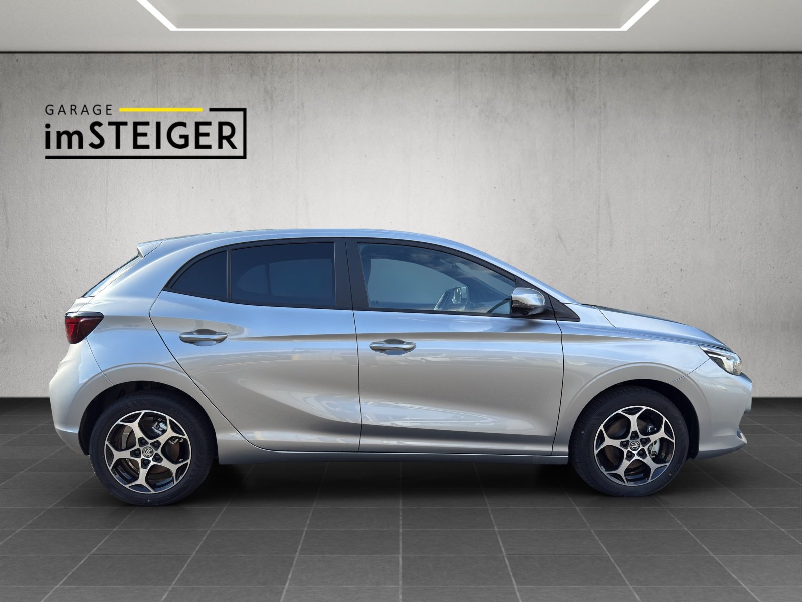MG 3 1.5 Hybrid Luxury, Full-Hybrid Petrol/Electric, New car, Automatic - 6