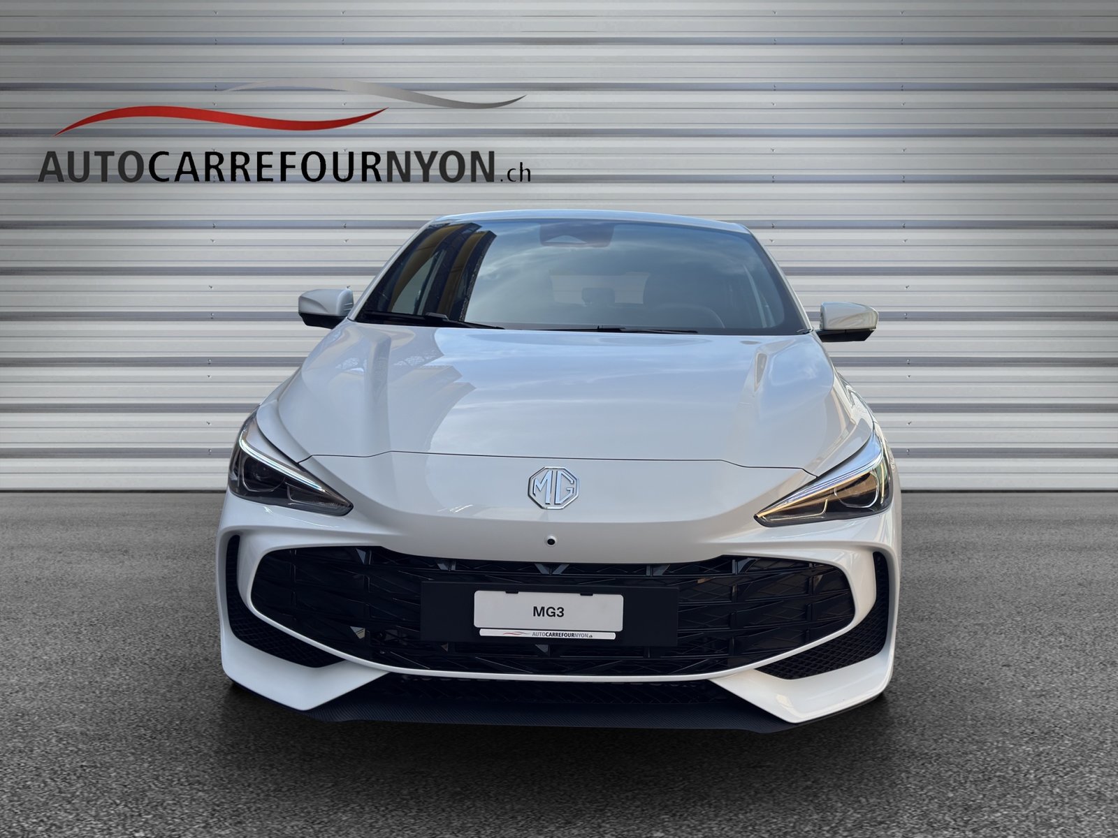 MG 3 1.5 Hybrid Luxury Aut., Hybride Intégral Essence/Électricité, Voiture nouvelle, Automatique - 2