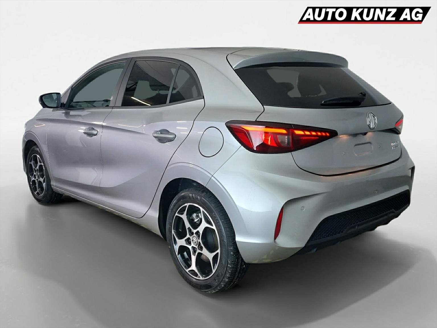 MG MG3 1.5 Hybrid Luxury Aut., Full-Hybrid Petrol/Electric, New car, Automatic - 2