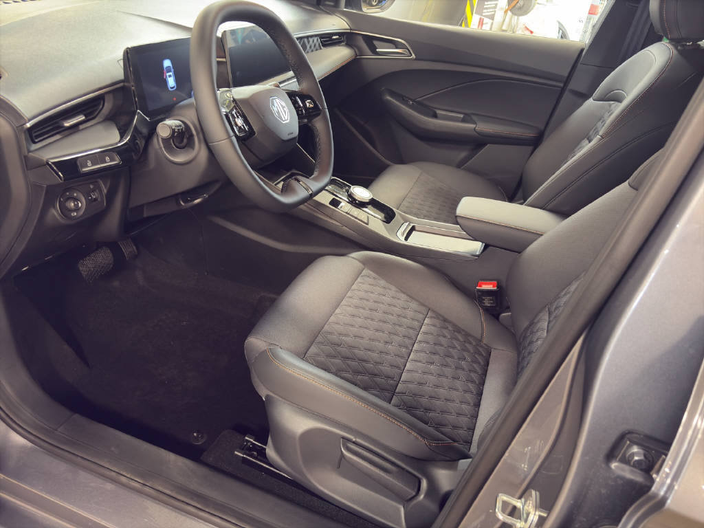 MG 3 1.5 Hybrid Luxury, Hybride Integrale Benzina/Elettrica, Auto nuove, Automatico - 5