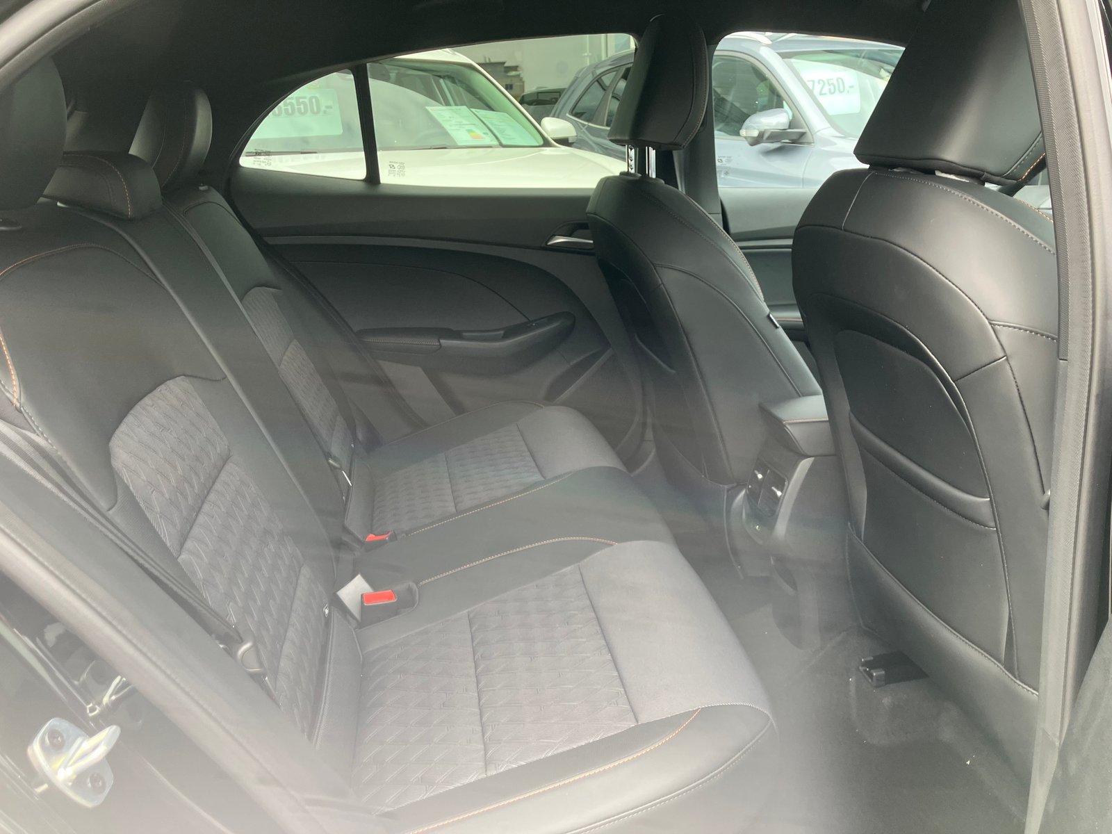 MG 3 1.5 Hybrid Luxury Aut., Voll-Hybrid Benzin/Elektro, Neuwagen, Automatik - 7