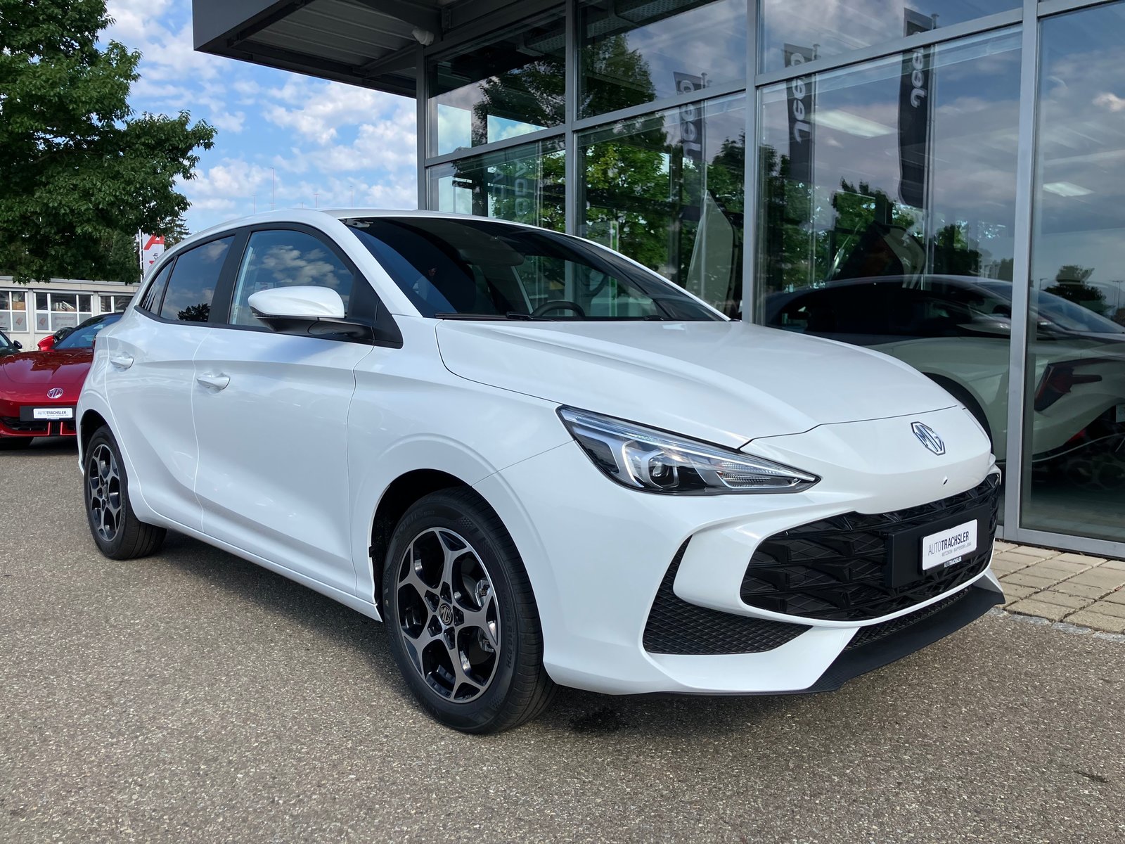 MG 3 1.5 Hybrid Luxury Aut., Hybride Integrale Benzina/Elettrica, Auto nuove, Automatico - 2