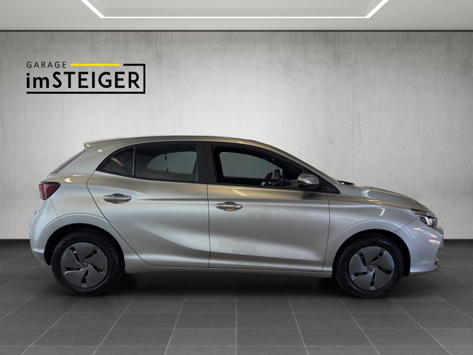MG 3 1.5 Standard, Essence, Voiture nouvelle, Manuelle - 7