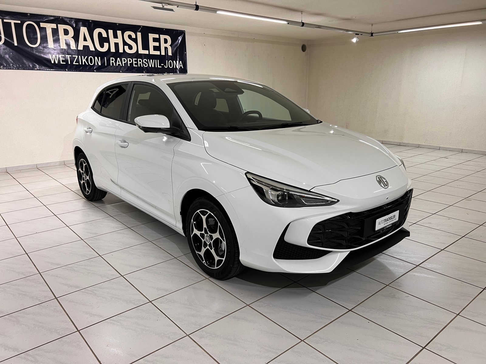 MG 3 1.5 Hybrid Luxury Aut., Hybride Integrale Benzina/Elettrica, Auto nuove, Automatico - 3
