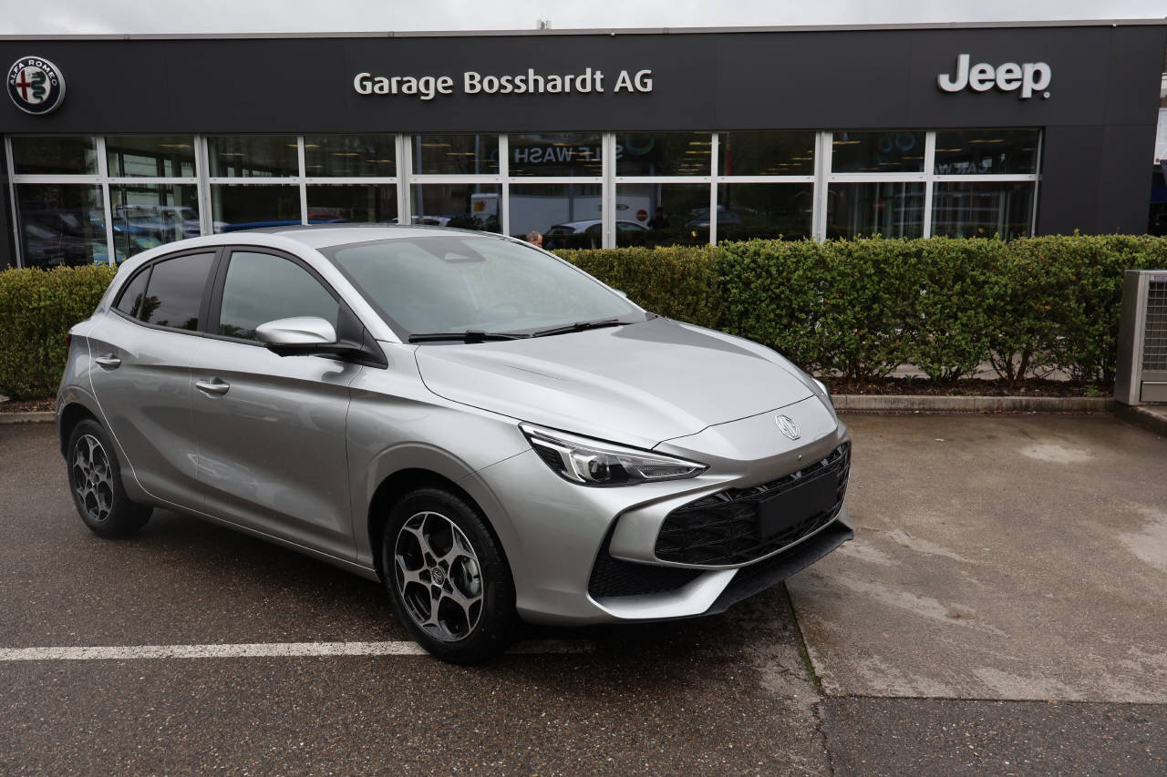 MG 3 1.5 Hybrid Luxury, Full-Hybrid Petrol/Electric, New car, Automatic