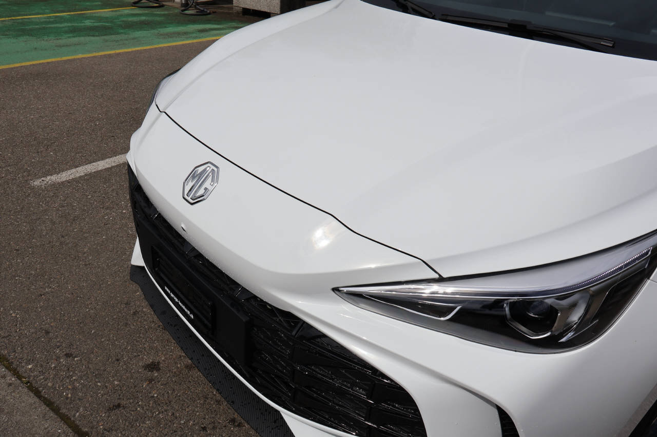 MG 3 1.5 Hybrid Luxury, Hybride Integrale Benzina/Elettrica, Auto nuove, Automatico - 7