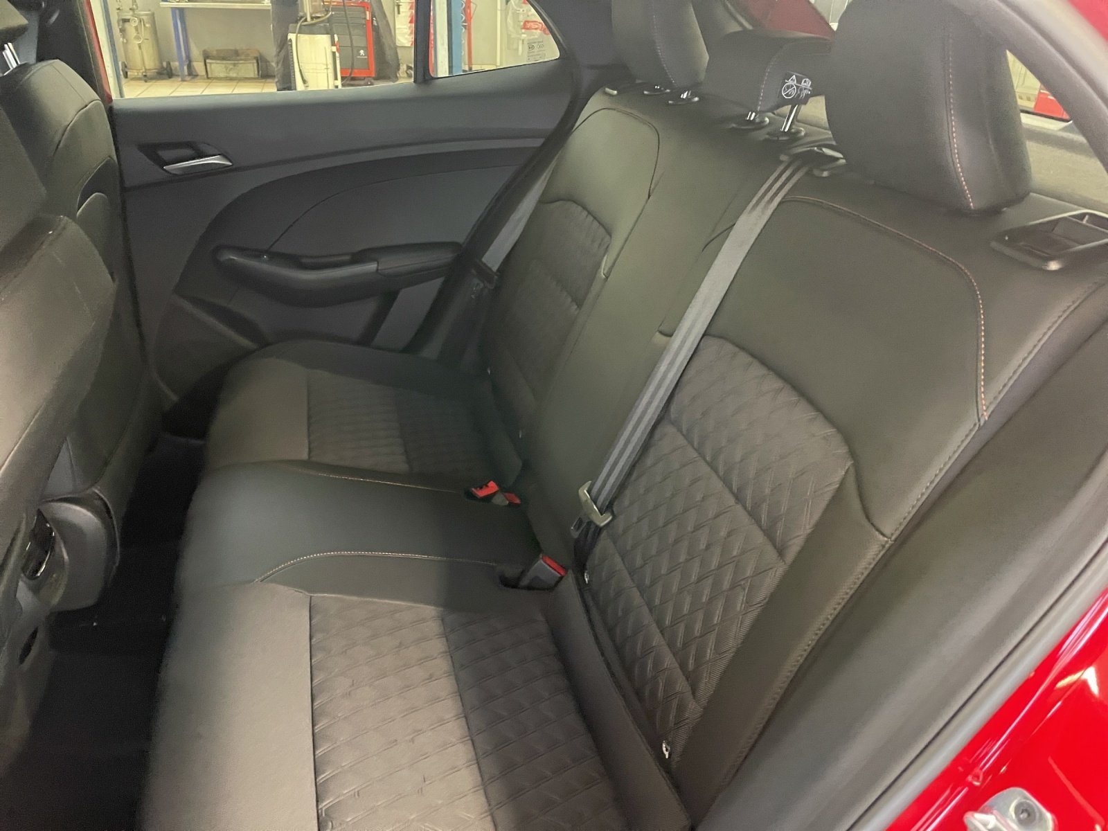 MG 3 1.5 Hybrid Luxury, Benzina, Auto nuove, Automatico - 5
