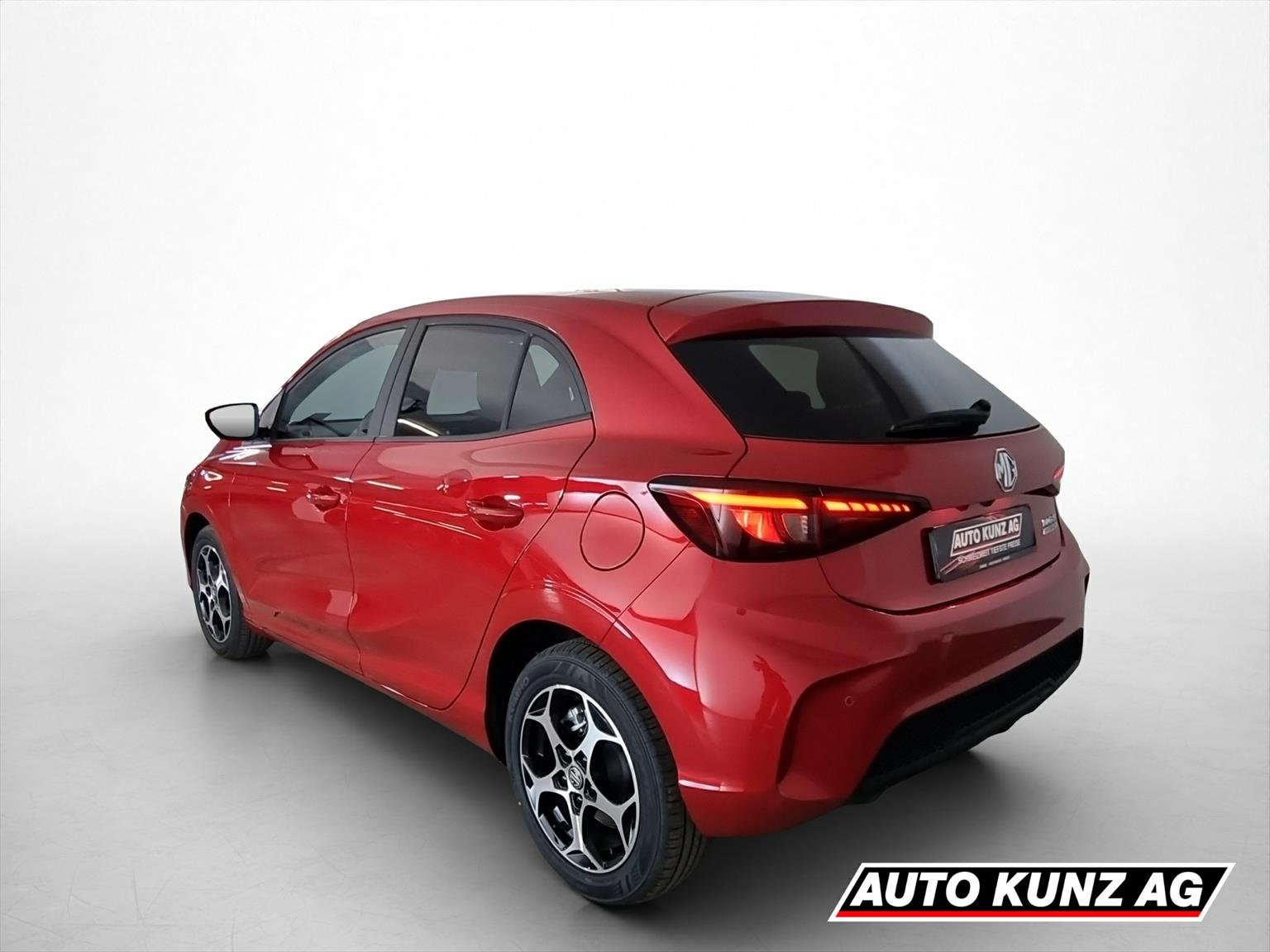 MG MG3 1.5 Hybrid Luxury Aut., Hybride Intégral Essence/Électricité, Voiture nouvelle, Automatique - 4