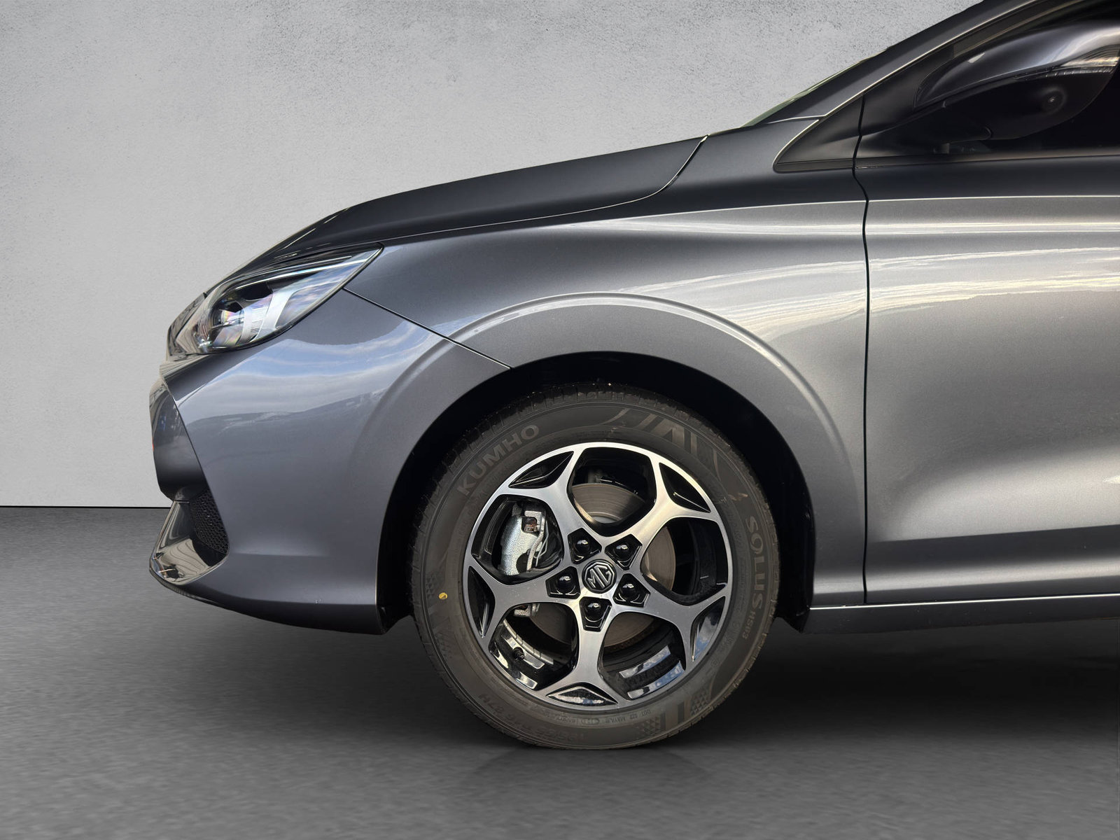 MG 3 1.5 Hybrid+ Luxury, Full-Hybrid Petrol/Electric, New car, Automatic - 3