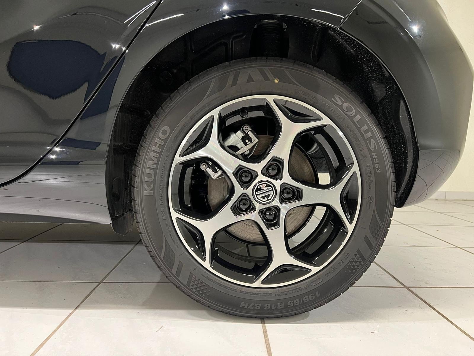 MG 3 1.5 Hybrid Luxury Aut., Voll-Hybrid Benzin/Elektro, Neuwagen, Automatik - 7