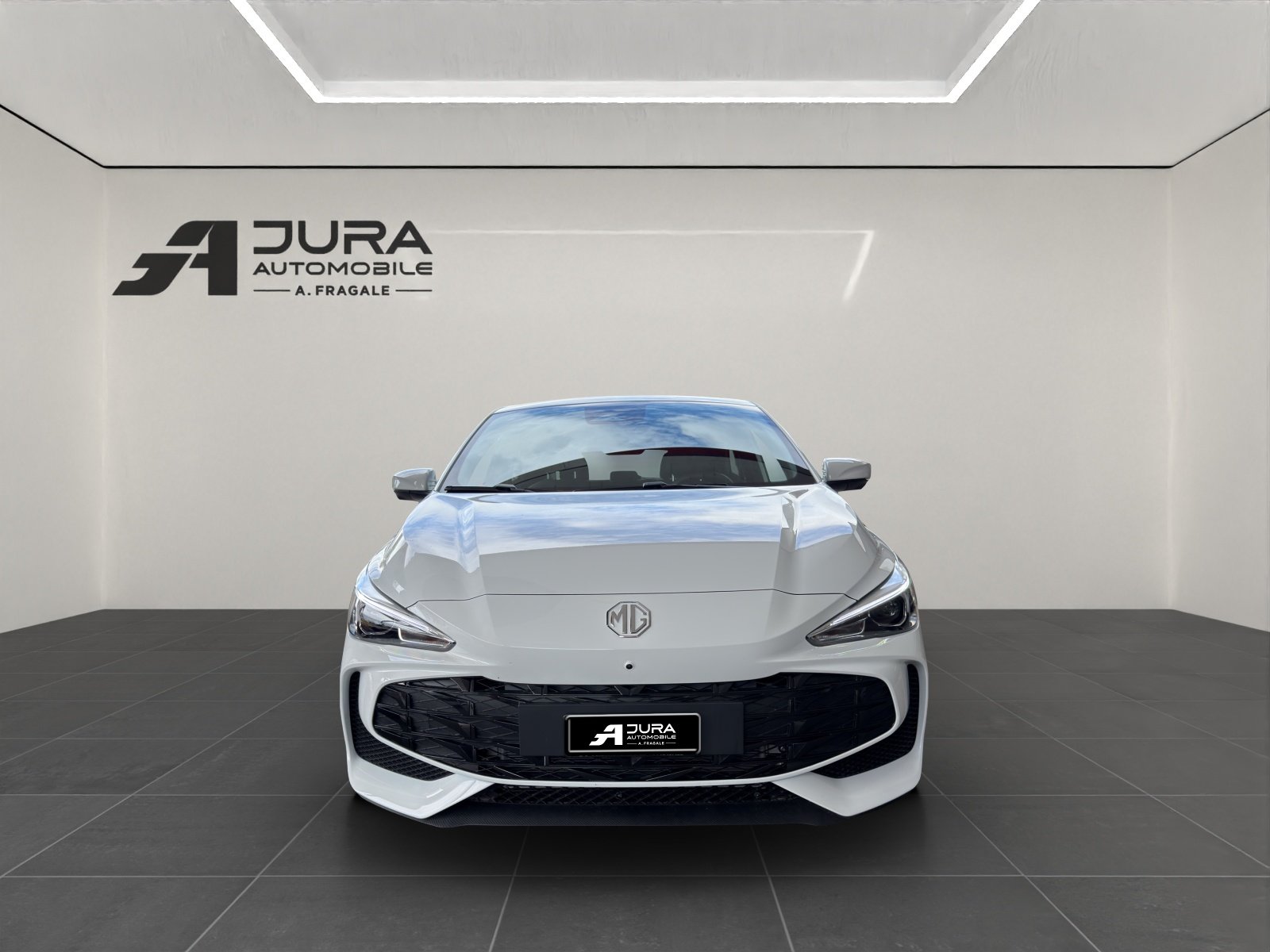 MG 3 1.5 Hybrid Luxury, Full-Hybrid Petrol/Electric, New car, Automatic - 3