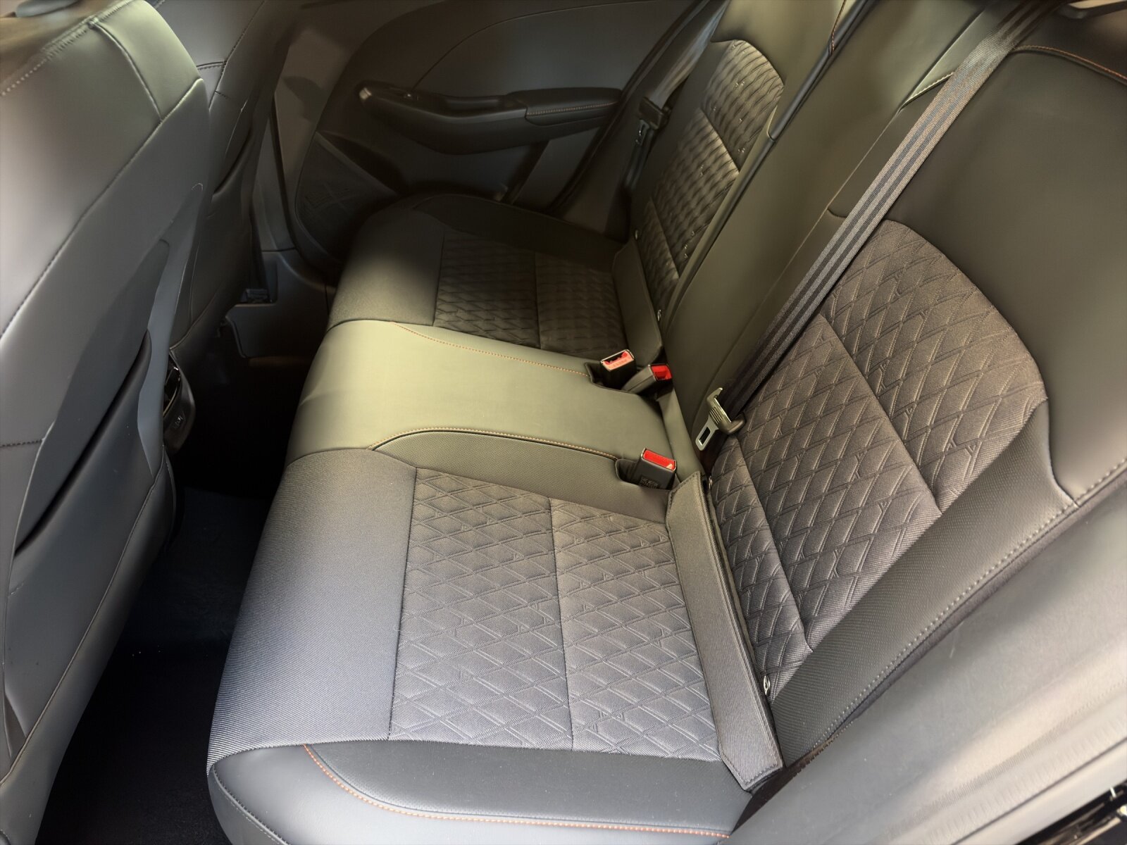 MG 3 1.5 Hybrid Luxury, Benzina, Auto nuove, Automatico - 5