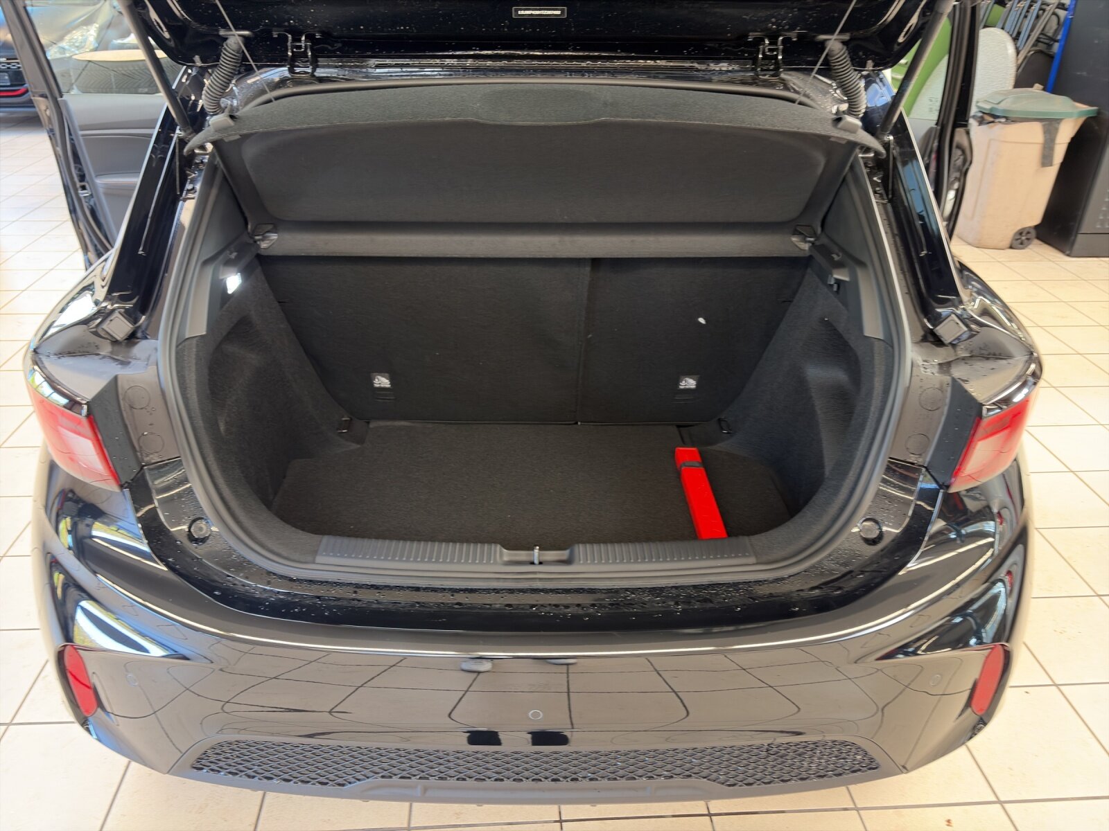 MG 3 1.5 Hybrid Luxury, Benzina, Auto nuove, Automatico - 7