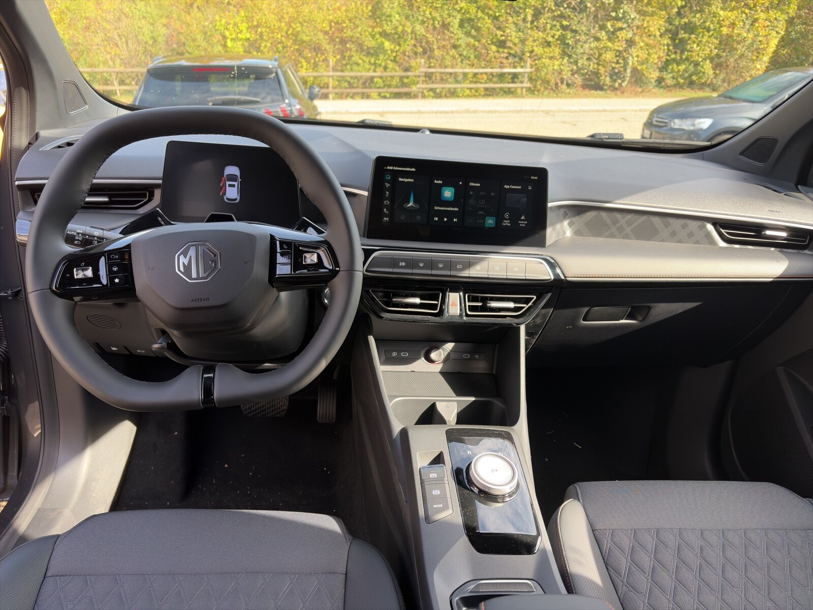 MG 3 1.5 Hybrid Luxury, Benzina, Auto nuove, Automatico - 6