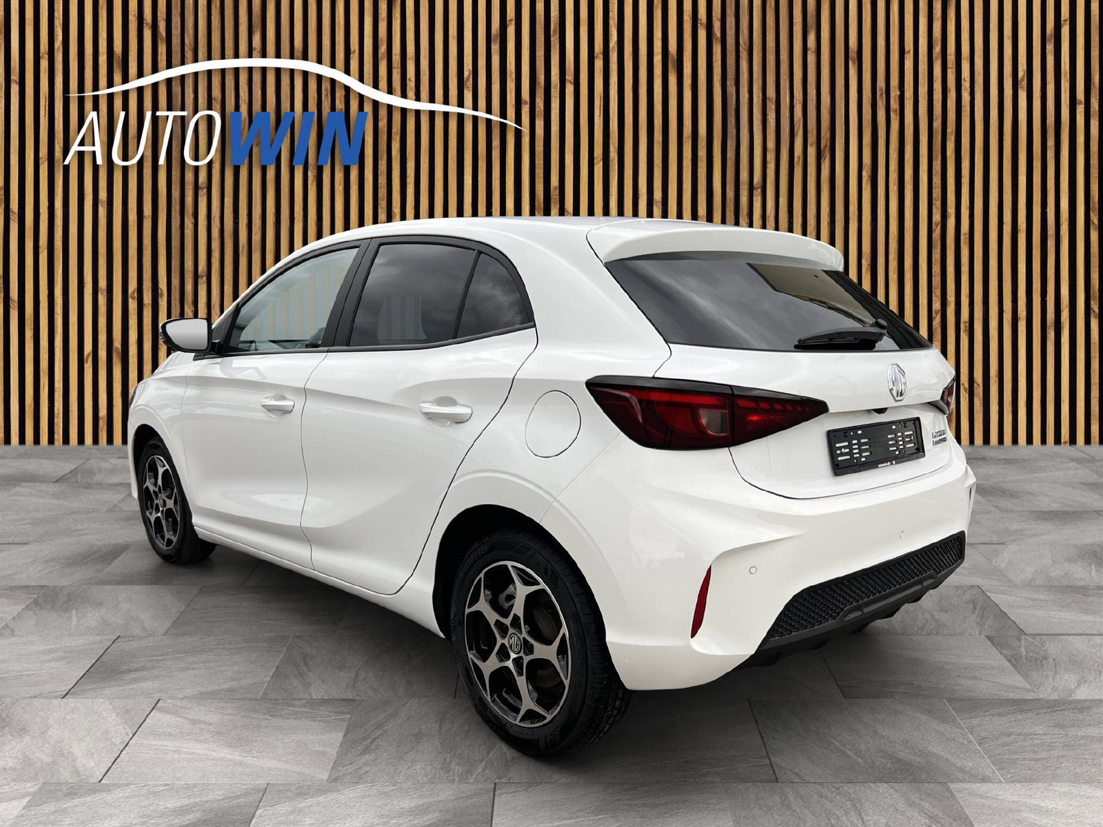 MG 3 1.5 Hybrid Luxury, Voll-Hybrid Benzin/Elektro, Occasion / Gebraucht, Automatik - 4