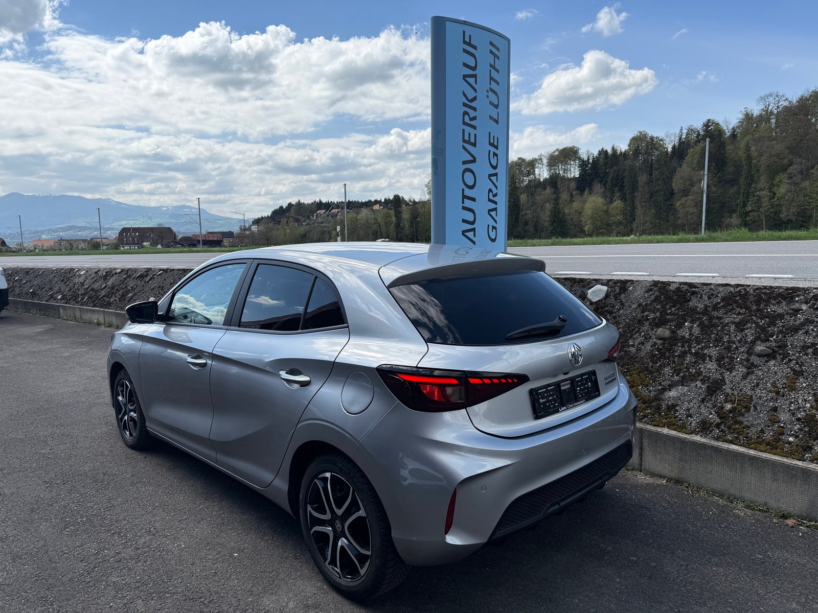 MG 3 1.5 Hybrid Luxury Aut., Hybride Integrale Benzina/Elettrica, Occasioni / Usate, Automatico - 2