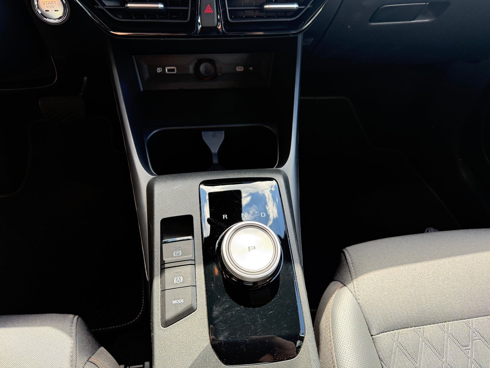 MG 3 1.5 Hybrid Luxury Aut., Hybride Integrale Benzina/Elettrica, Occasioni / Usate, Automatico - 5