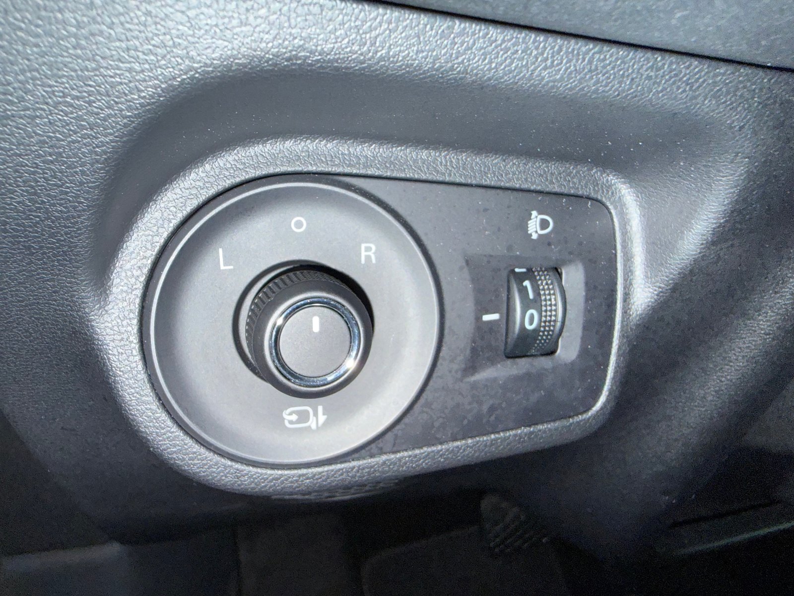 MG 3 1.5 Hybrid Luxury Aut., Voll-Hybrid Benzin/Elektro, Occasion / Gebraucht, Automatik - 7