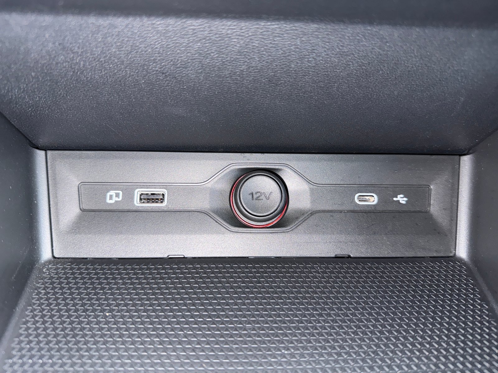 MG 3 1.5 Hybrid Luxury Aut., Voll-Hybrid Benzin/Elektro, Occasion / Gebraucht, Automatik - 7