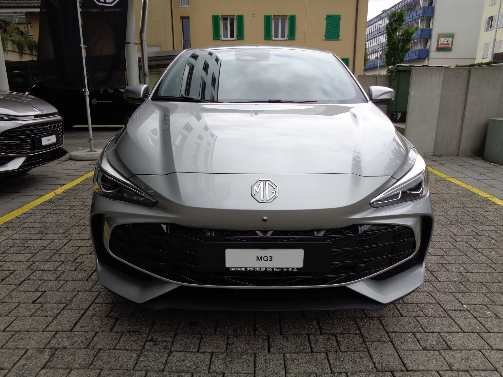 MG 3 1.5 Hybrid Luxury, Voll-Hybrid Benzin/Elektro, Vorführwagen, Automatik - 5