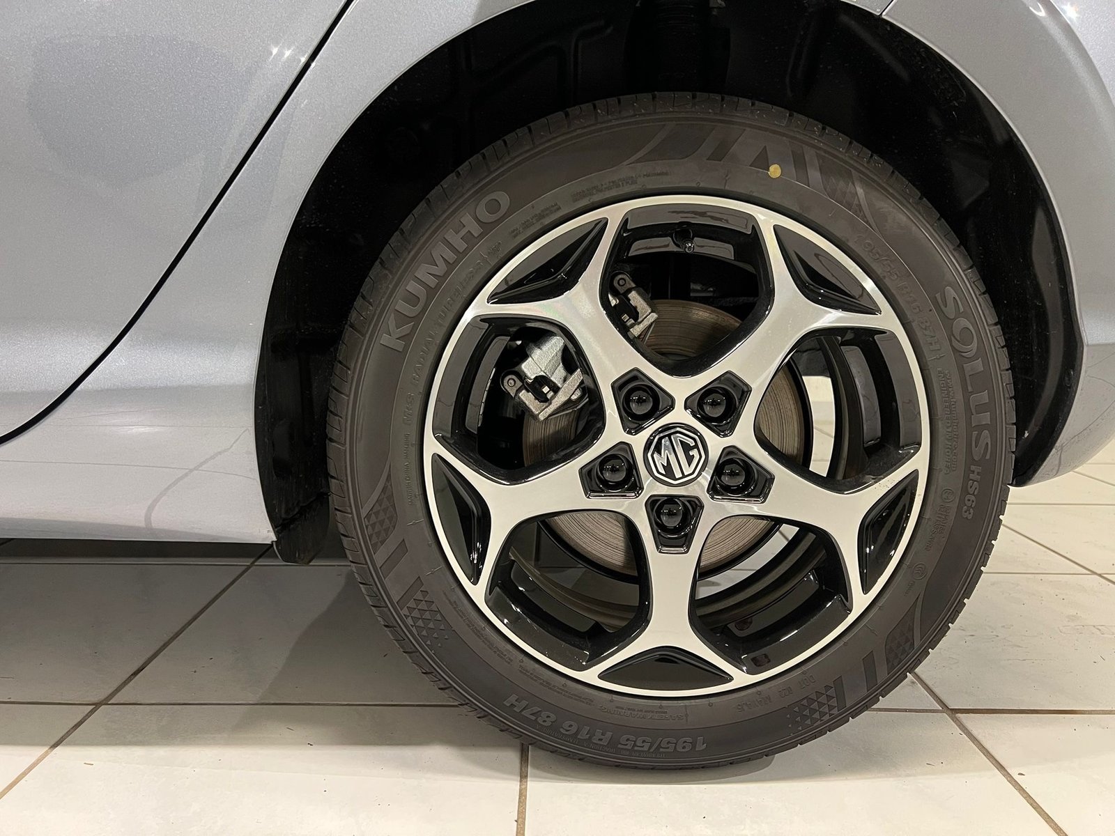 MG 3 1.5 Hybrid Luxury Aut., Hybride Intégral Essence/Électricité, Voiture de démonstration, Automatique - 7