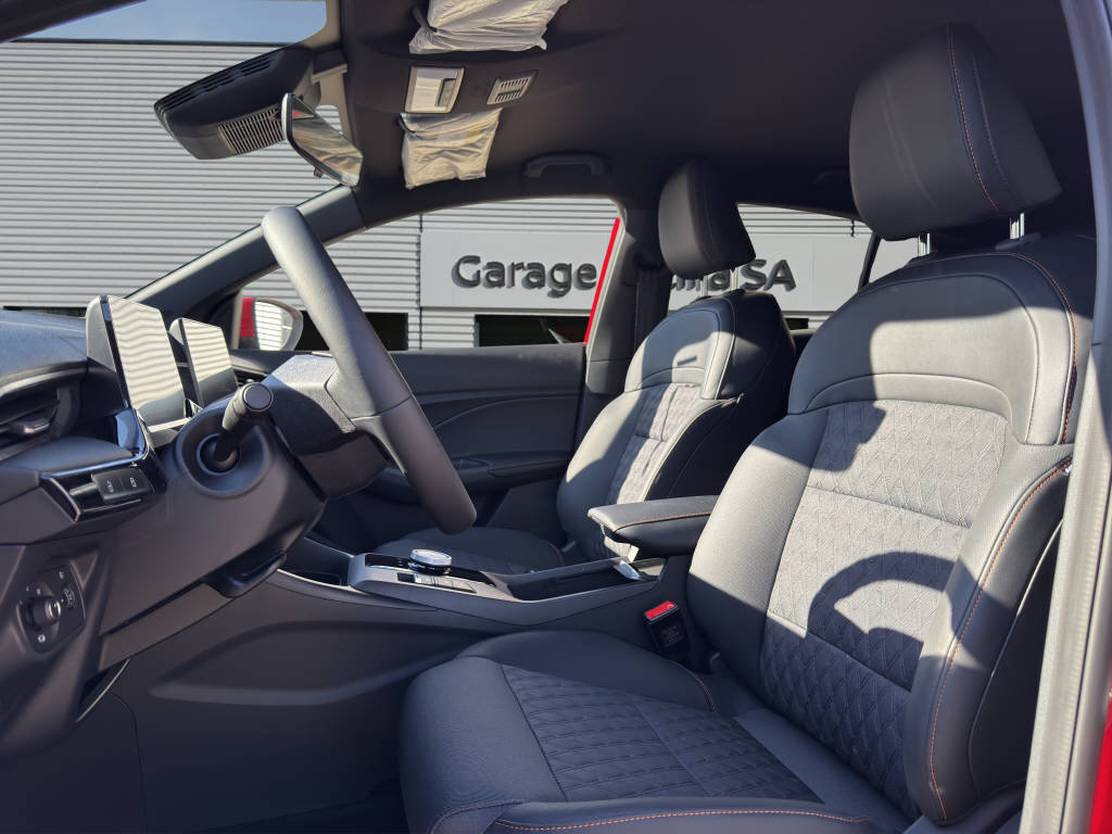 MG 3 1.5 Hybrid Luxury 195 ch, Full-Hybrid Petrol/Electric, Ex-demonstrator, Automatic - 7