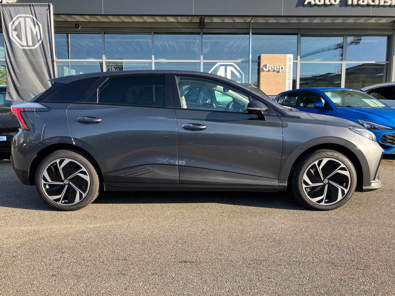 MG 4 EV 64kWh Premium Facelift