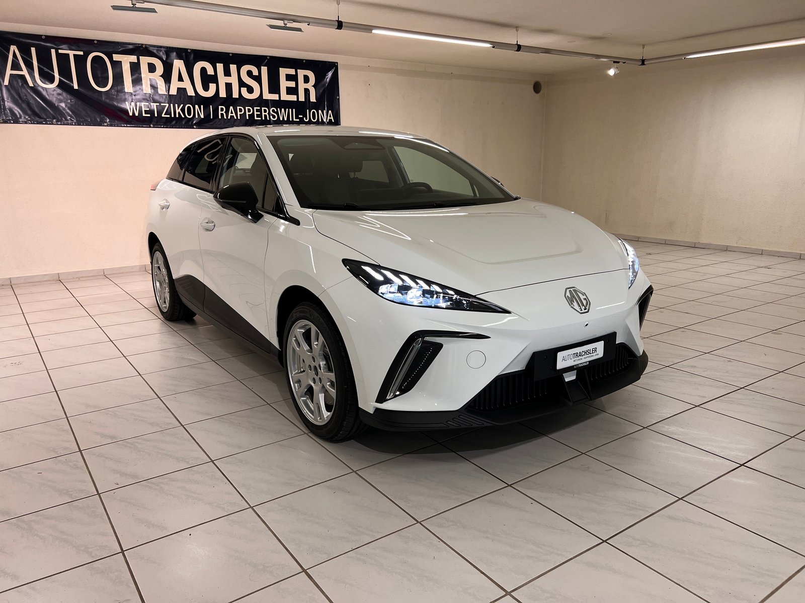 MG 4 EV 64kWh Premium Facelift, Électrique, Voiture nouvelle, Automatique - 3