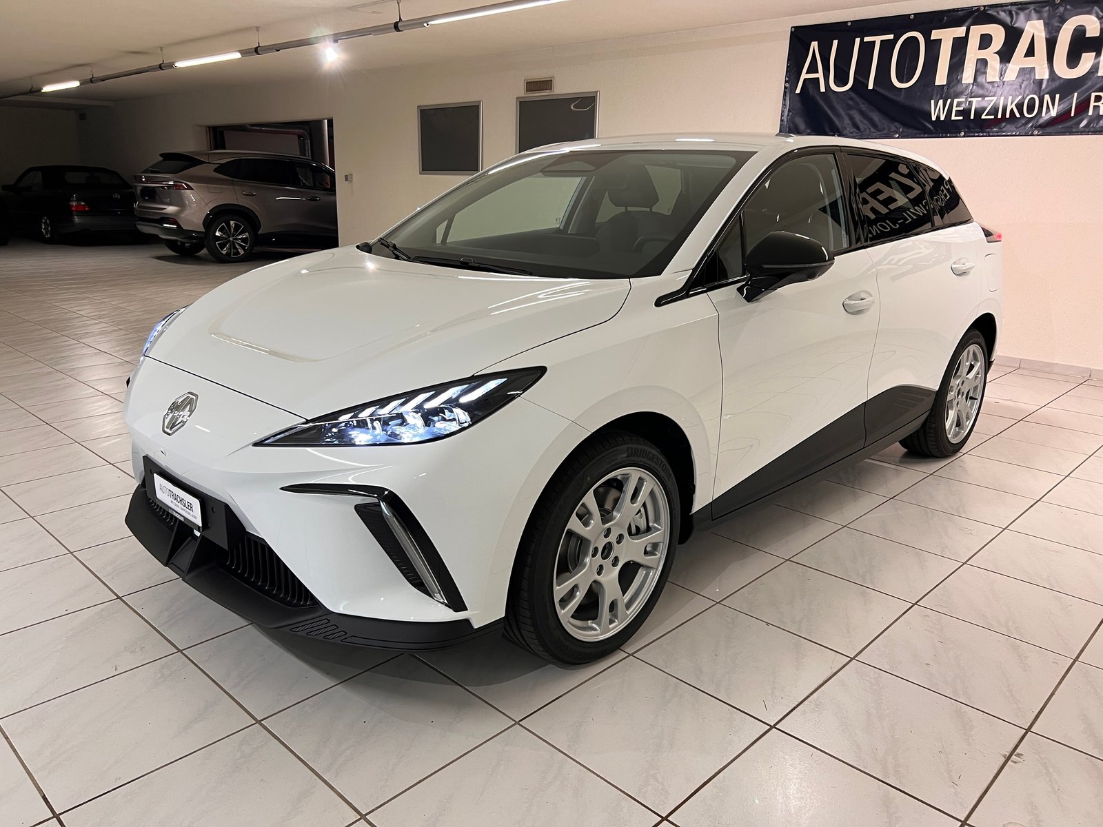 MG 4 EV 64kWh Premium Facelift, Électrique, Voiture nouvelle, Automatique - 4