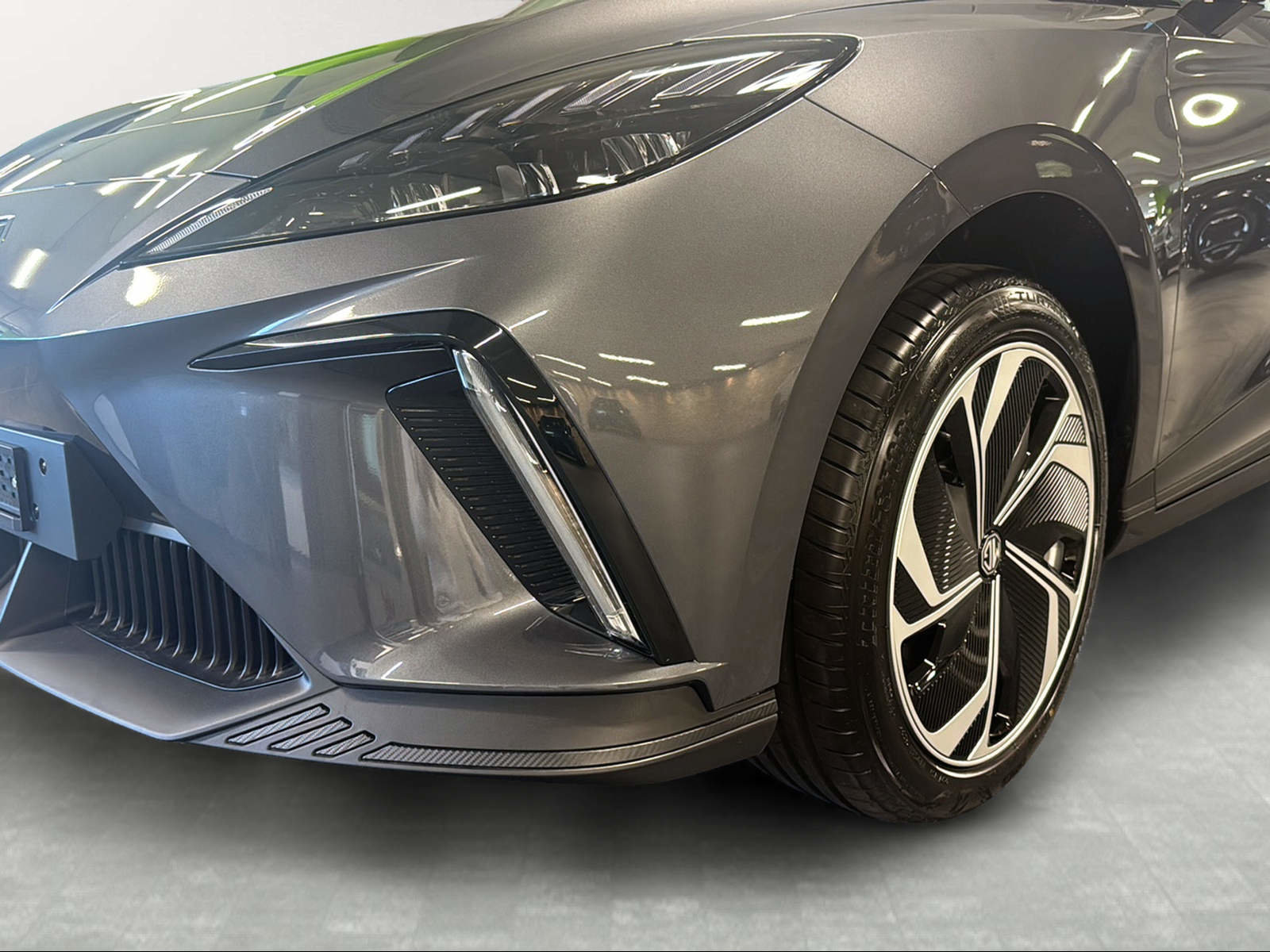 MG 4 EV 64kWh Premium, Electric, New car, Automatic - 7