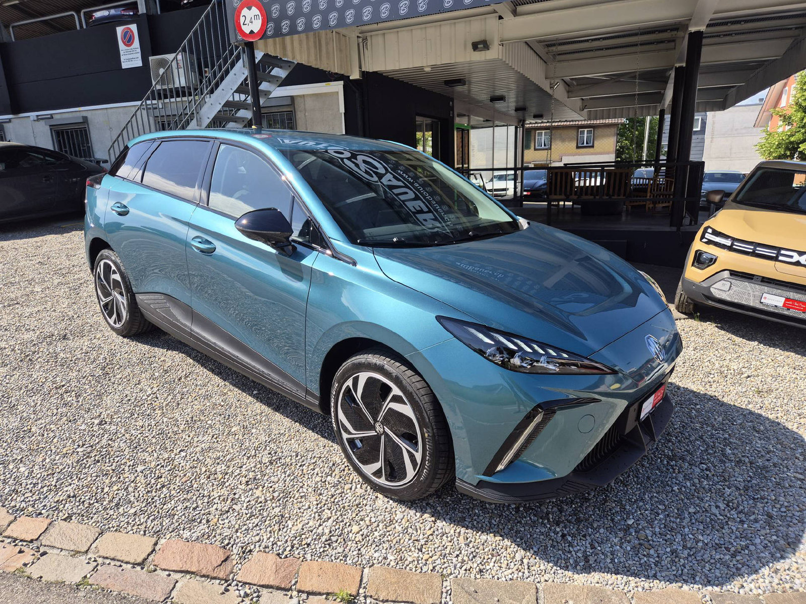 MG 4 64kWh Premium, Électrique, Automatique - 2