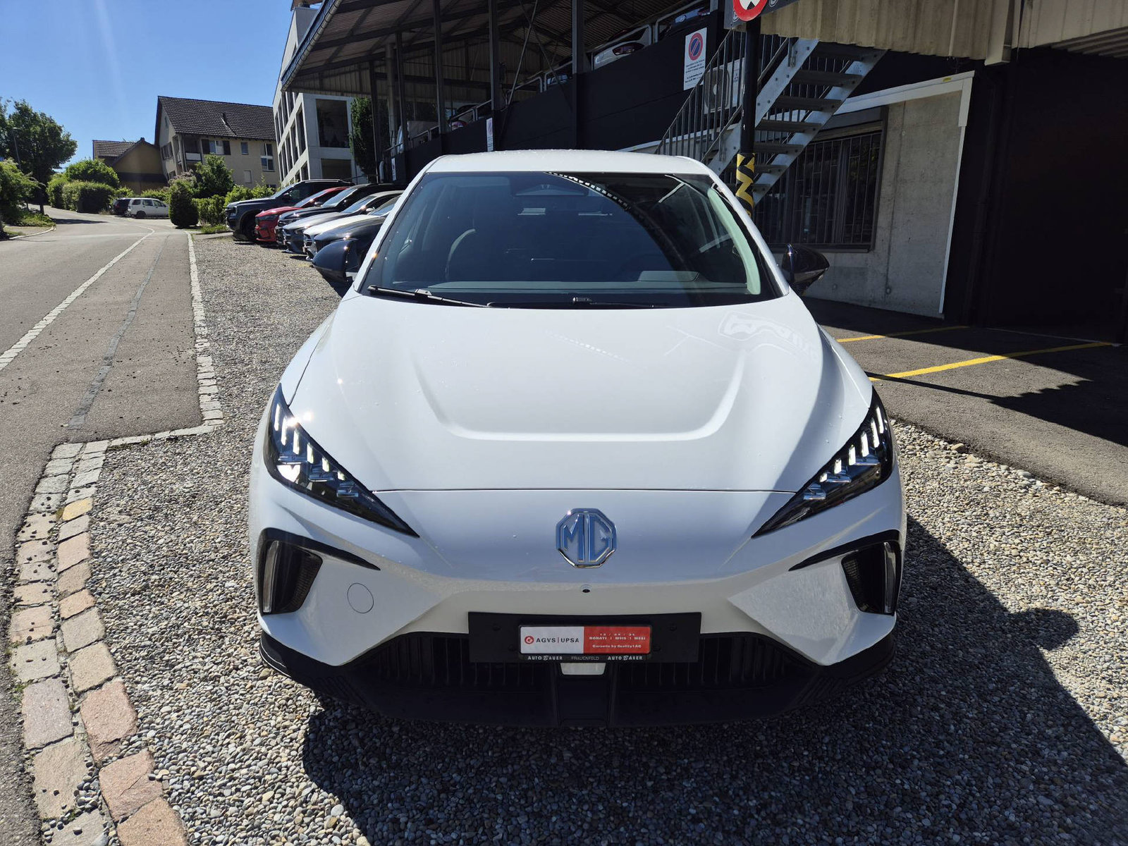 MG 4 64kWh Premium, Electric, Automatic - 3