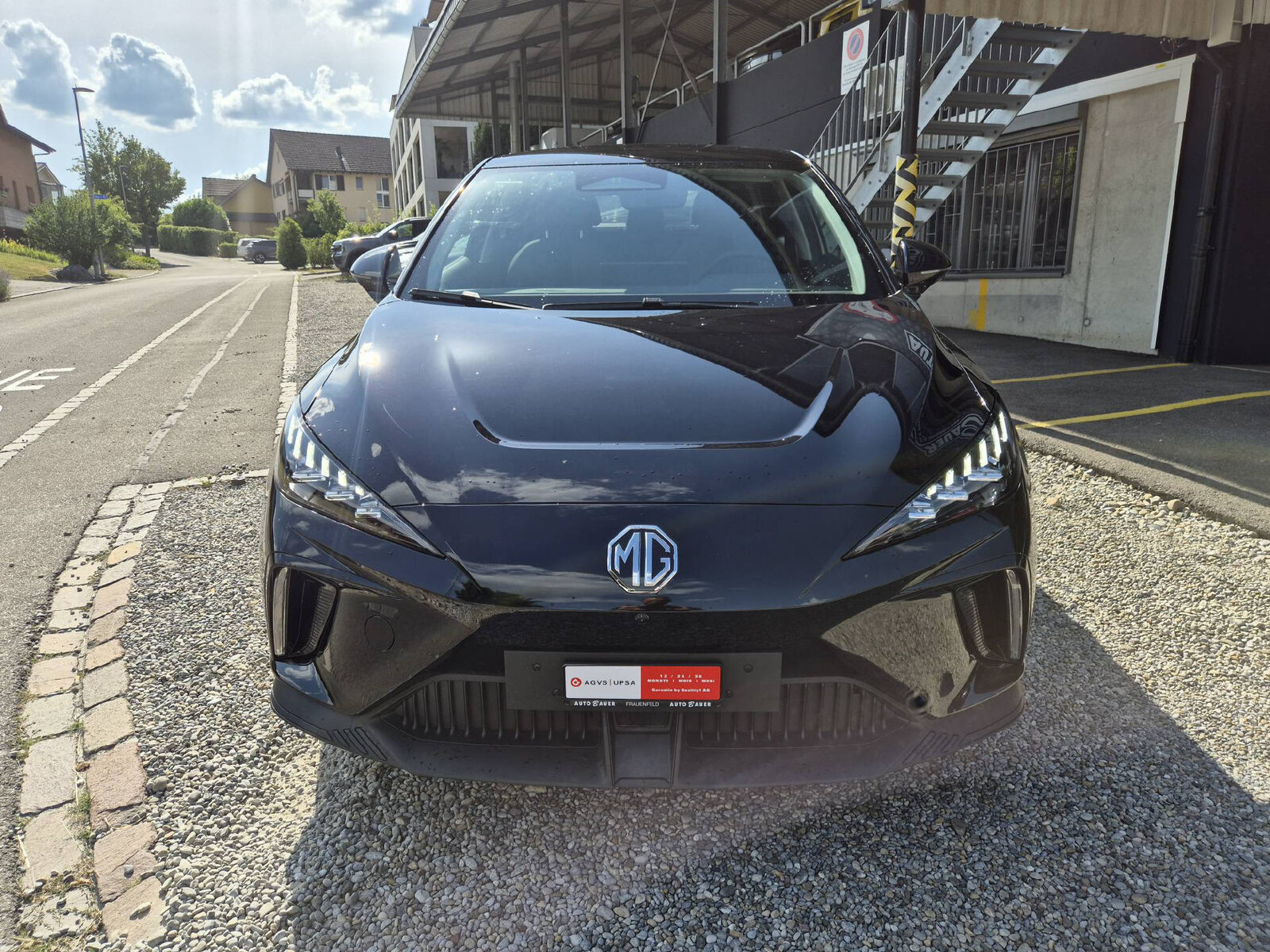 MG 4 64kWh Premium, Electric, Pre-registered new car, Automatic - 5