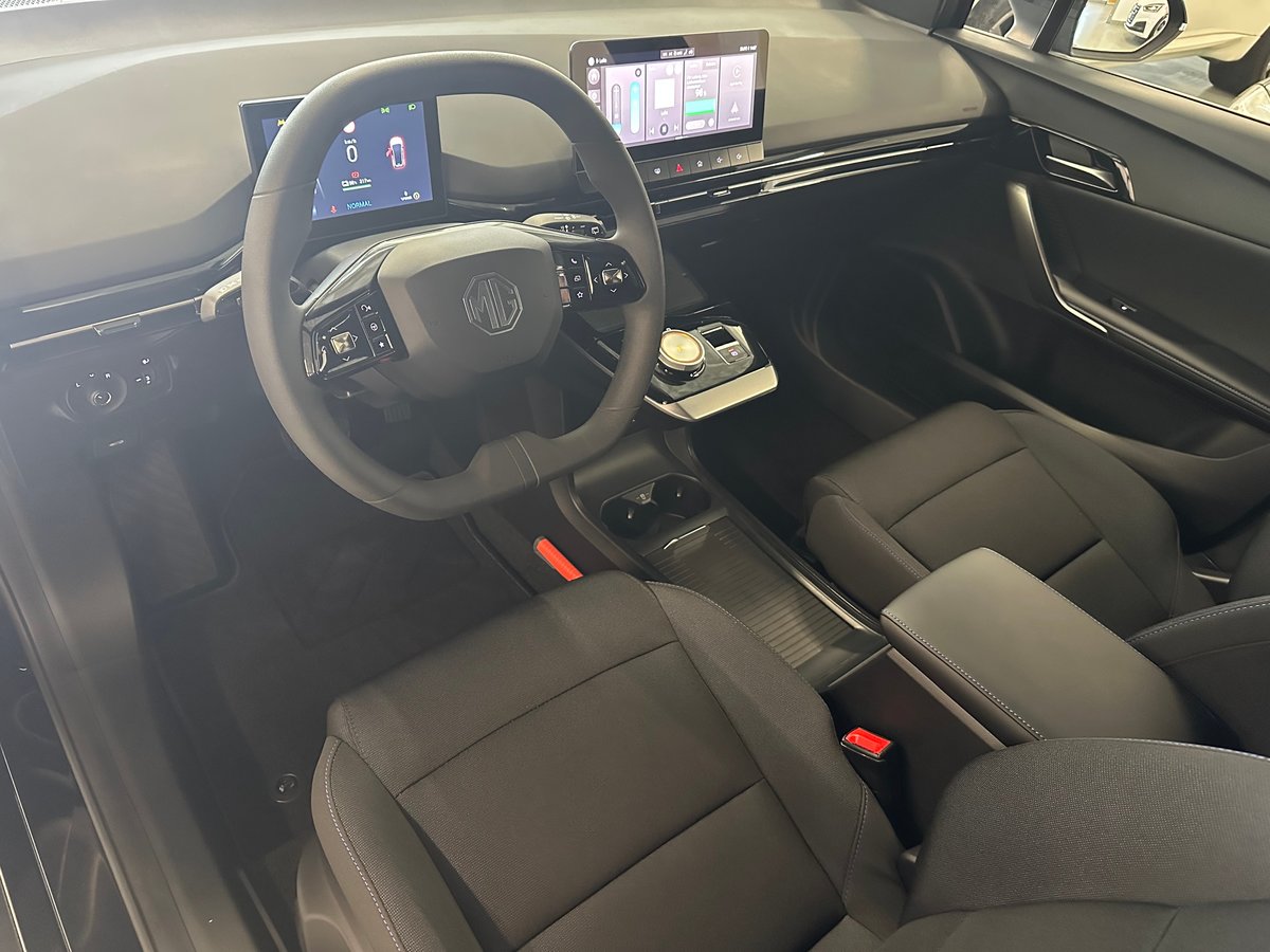 MG 4 EV 51kWh Standard * AKTION *, Electric, New car, Automatic - 6