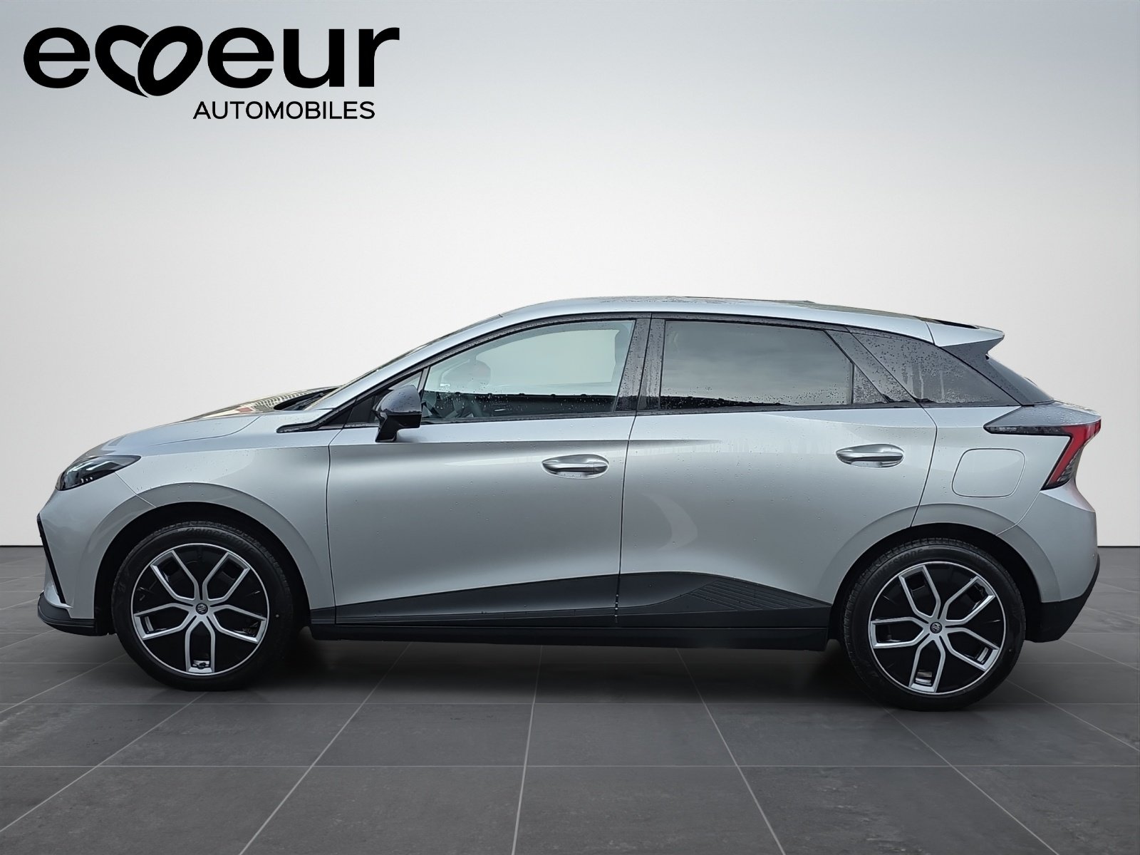 MG 4 64kWh Luxury, Elettrica, Auto nuove, Automatico - 3