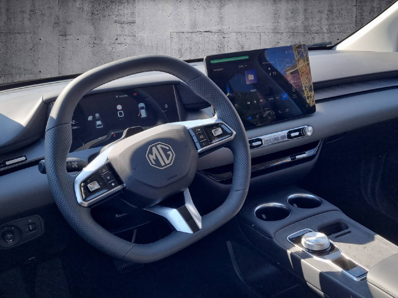 MG 4 77kWh Premium, Electric, New car, Automatic - 7