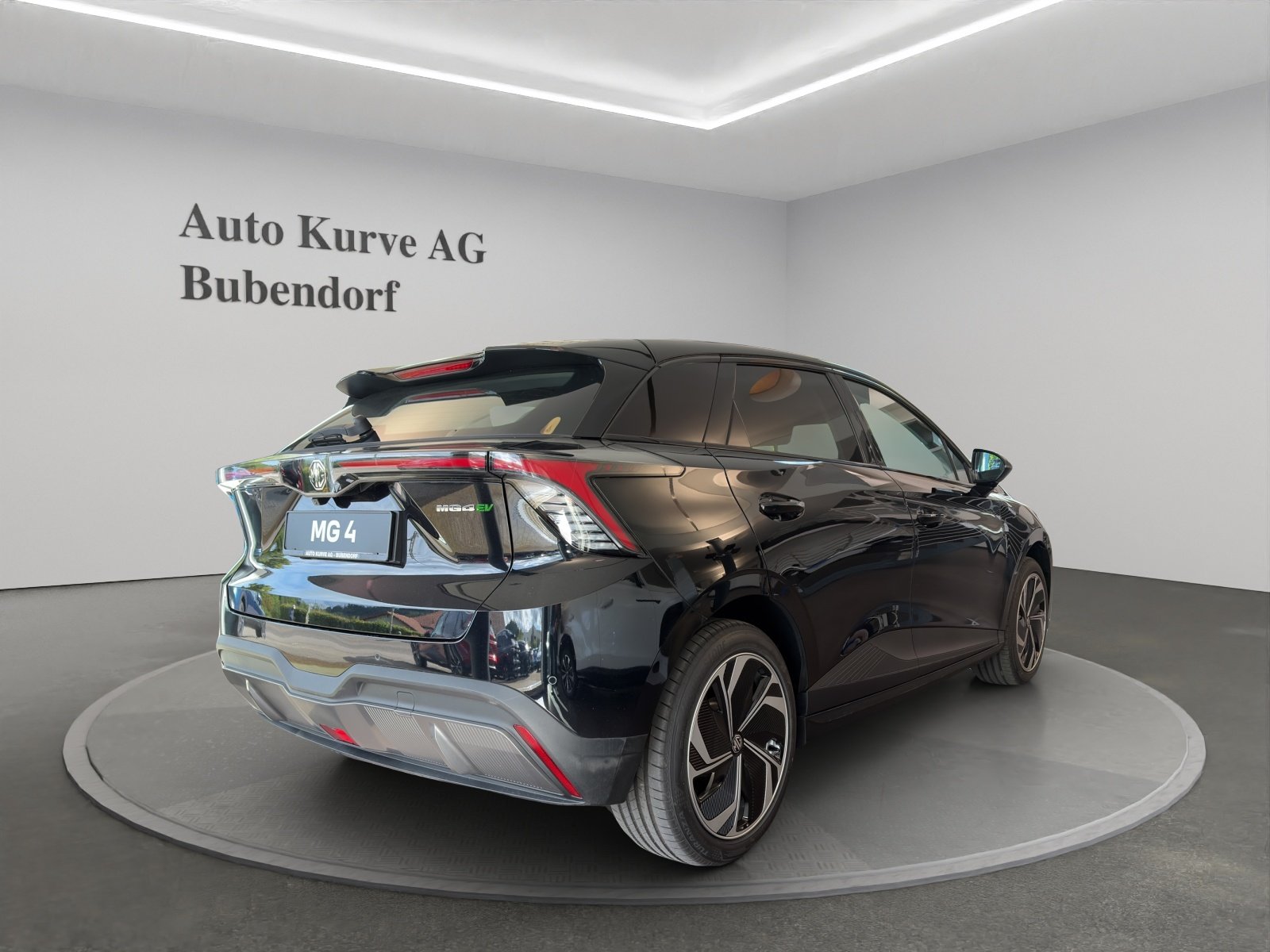 MG 4 77kWh Premium, Electric, New car, Automatic - 2