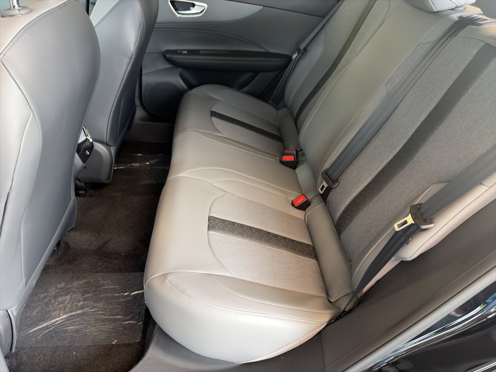 MG 4 77kWh Premium, Electric, New car, Automatic - 5