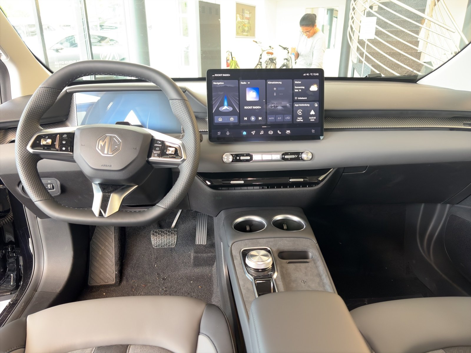 MG 4 77kWh Premium, Electric, New car, Automatic - 6